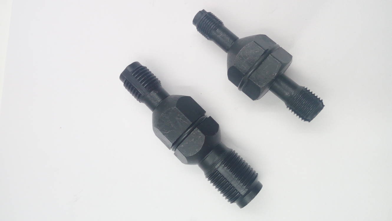 2pc Double-Ended Spark Plug Thread Chaser Tool Set - 14mm & 18mm Sizes - Perfect for Automotive Repair & Engine Maintenance