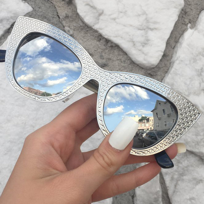 Selena Sunnies Silver Silver - Stylish Sunglasses for Women - UV Protection & Fashionable Design - Perfect for Beach, Driving & Outdoor Activities
