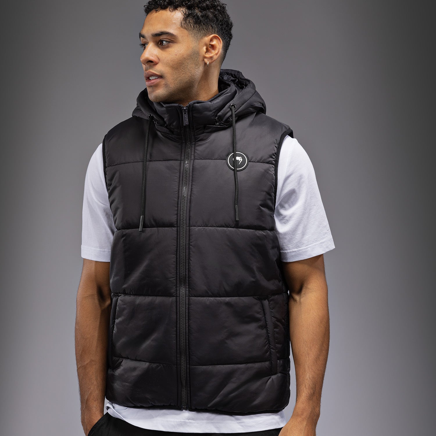 Venum Urban Guard Down Vest for Men - Lightweight Winter Jacket, Water-Resistant & Warm, Black - Perfect for Outdoor Activities, Hiking & Casual Wear
