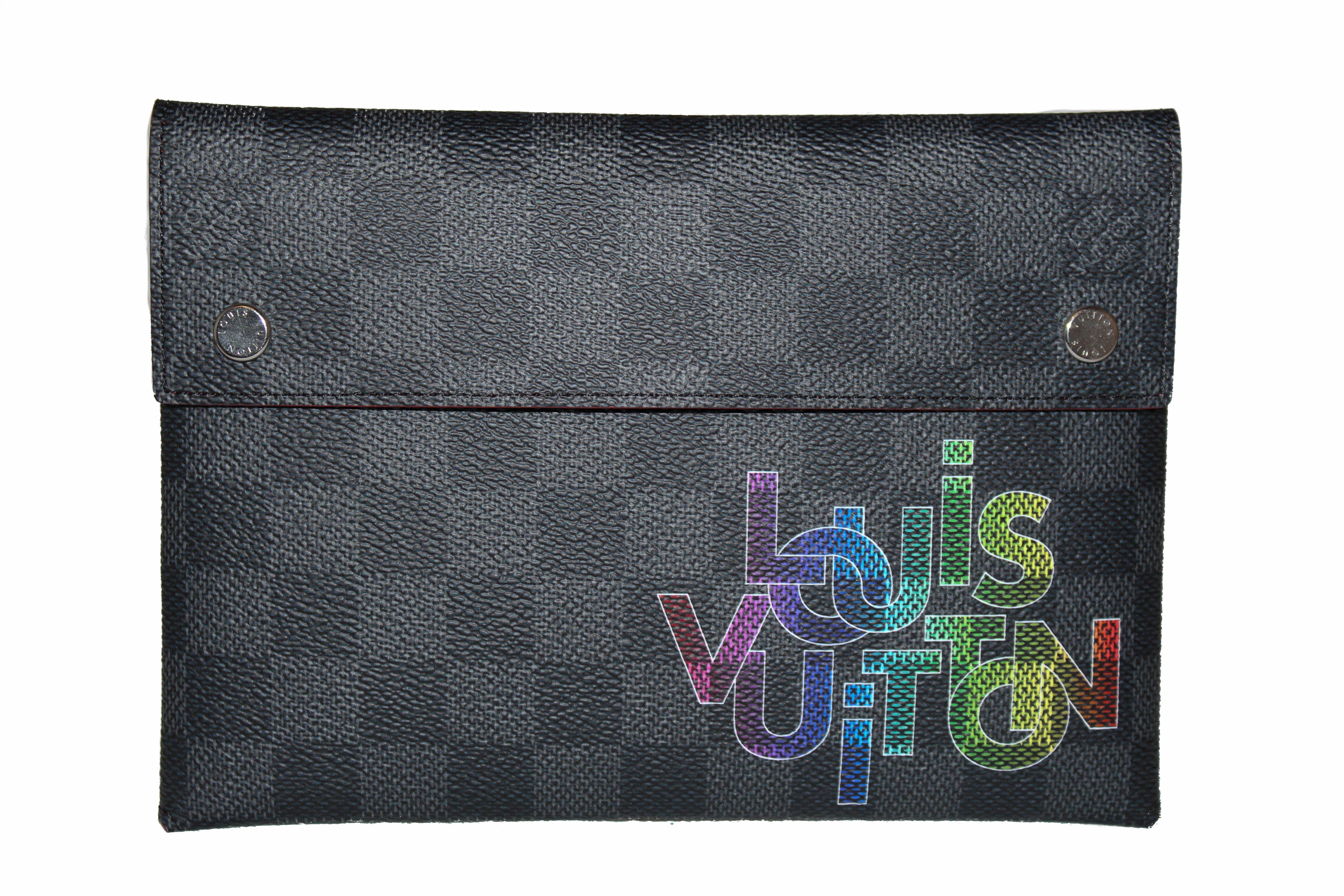 Authentic Louis Vuitton Damier Graphite Canvas Alpha MM Pouch - Stylish Travel Organizer for Men, Perfect for Business Trips & Everyday Essentials