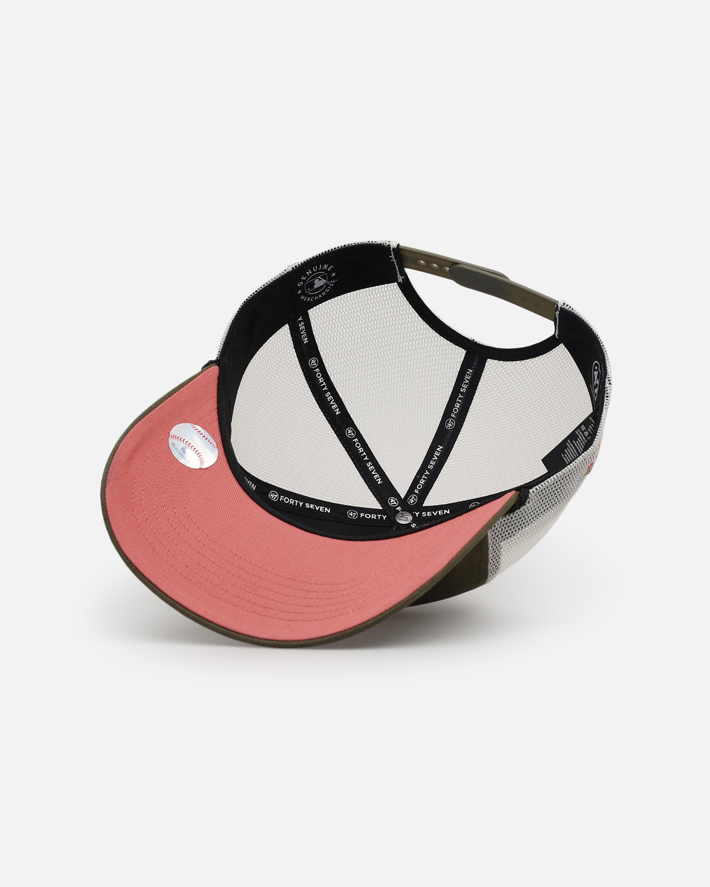 New York Yankees '47 Brand Casting Call Hitch Trucker Snapback Cap in Sandalwood - Perfect for Baseball Games, Streetwear Fashion, and Yankees Fans Collection