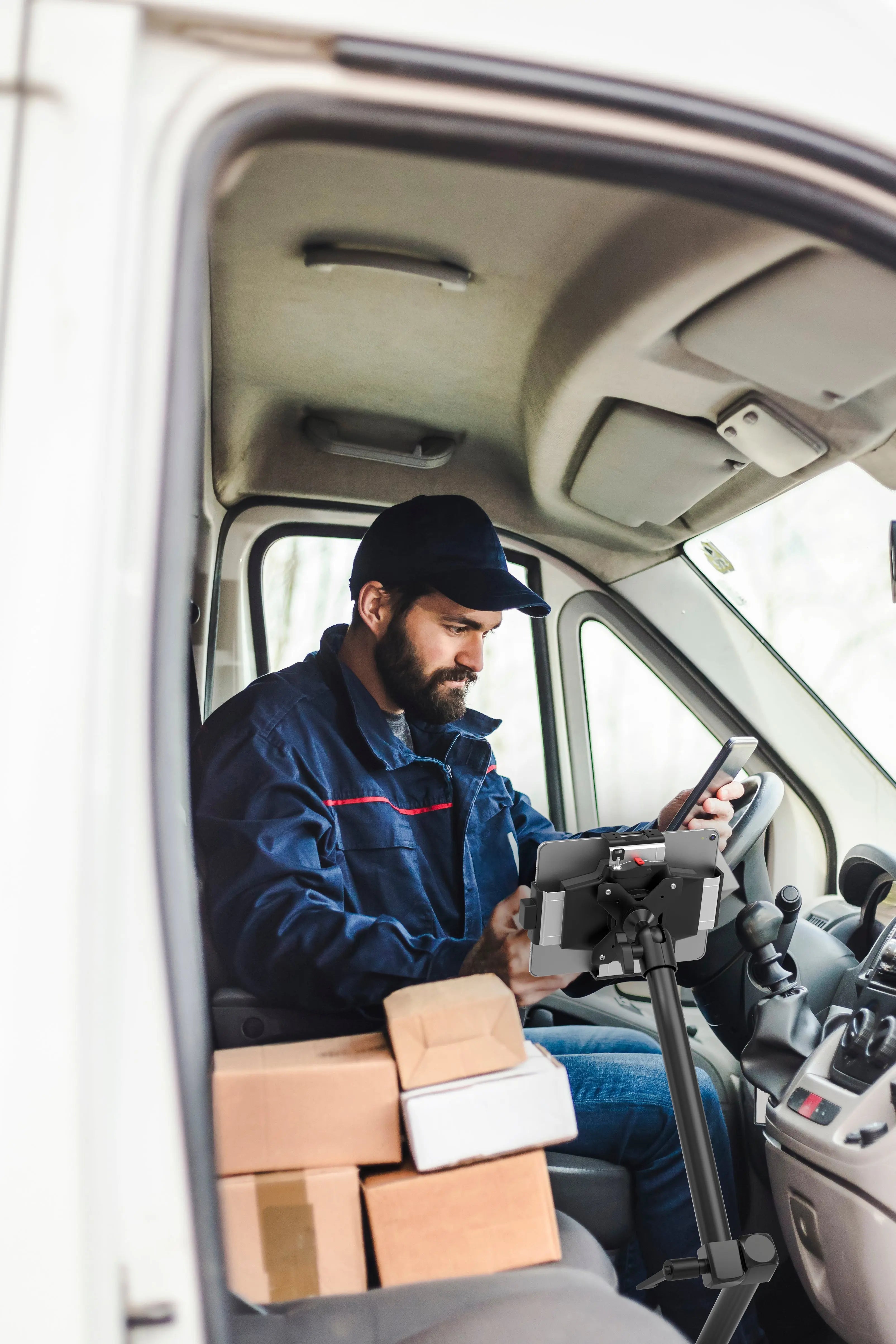 Heavy Duty Aluminum Vehicle Mount for Trucks & SUVs - Secure & Durable Car Phone Holder for Off-Road, Camping & Work Sites