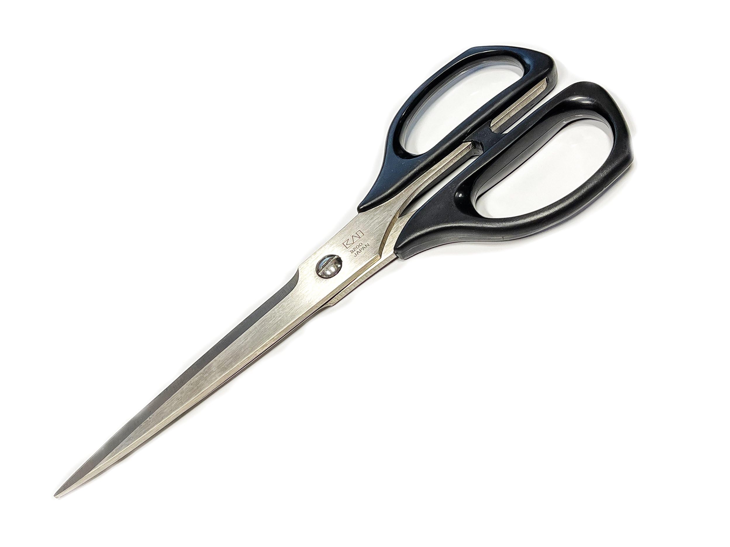 KAI 3200 8-Inch Professional Paper Scissors - Sharp Stainless Steel Blades for Cutting Manila, Pattern Paper, Cardstock & Crafts - Perfect for Sewing, Quilting & School Projects