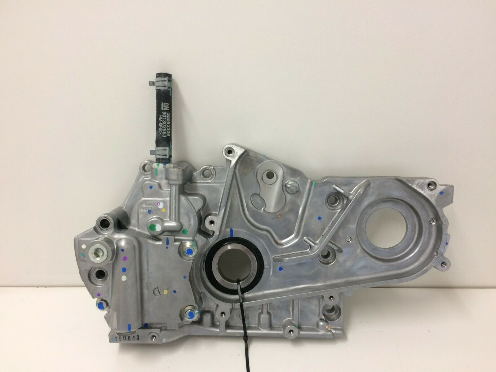 Genuine Holden RG Colorado 2.8L Duramax Front Engine Cover & Vacuum Pump Replacement Part - Perfect for Diesel Engine Maintenance & Off-Road Vehicle Repair