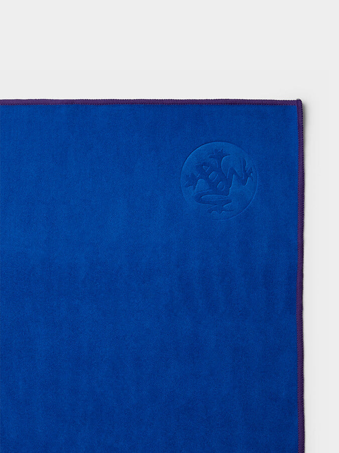 Manduka eQua Yoga Mat Towels - Non-Slip, Absorbent & Eco-Friendly for Hot Yoga, Pilates & Workouts - Perfect for Home & Studio Use