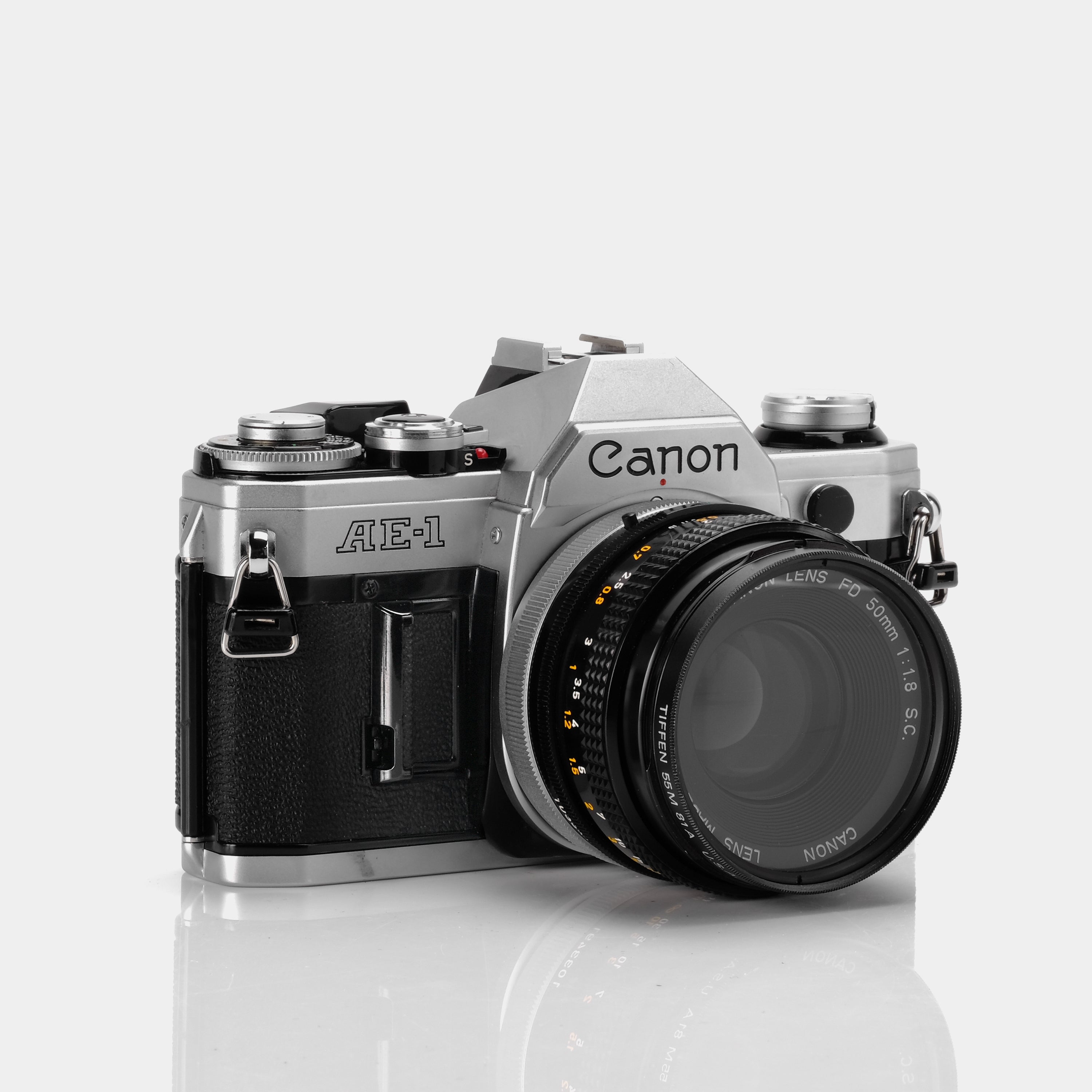 Canon AE-1 35mm Film SLR Camera with 50mm Lens - Vintage Film Photography for Beginners & Enthusiasts - Perfect for Travel, Street & Portrait Photography