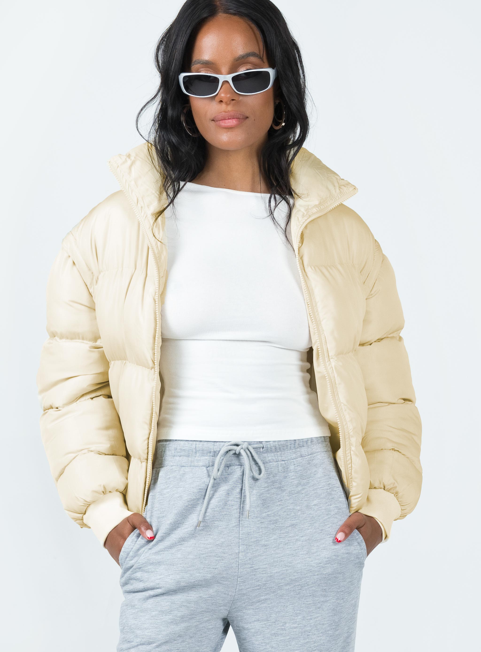 Blythe Women's Beige Puffer Jacket - Lightweight Warm Winter Coat for Outdoor Activities & Casual Wear