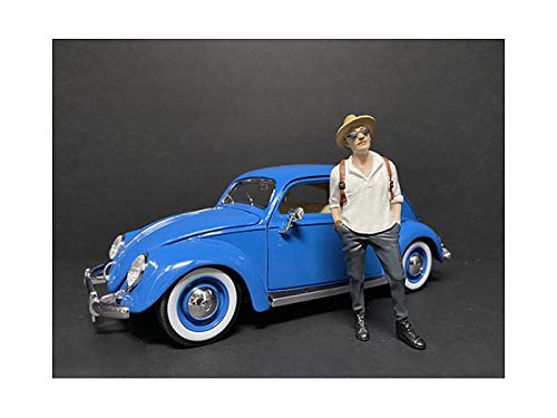 StarSun Depot 1/18 Scale New Partygoers Figurine III - Highly Detailed Miniature Figures for American Diorama & Model Car Displays - Perfect for Diorama Scenes, Collectors & Scale Model Enthusiasts