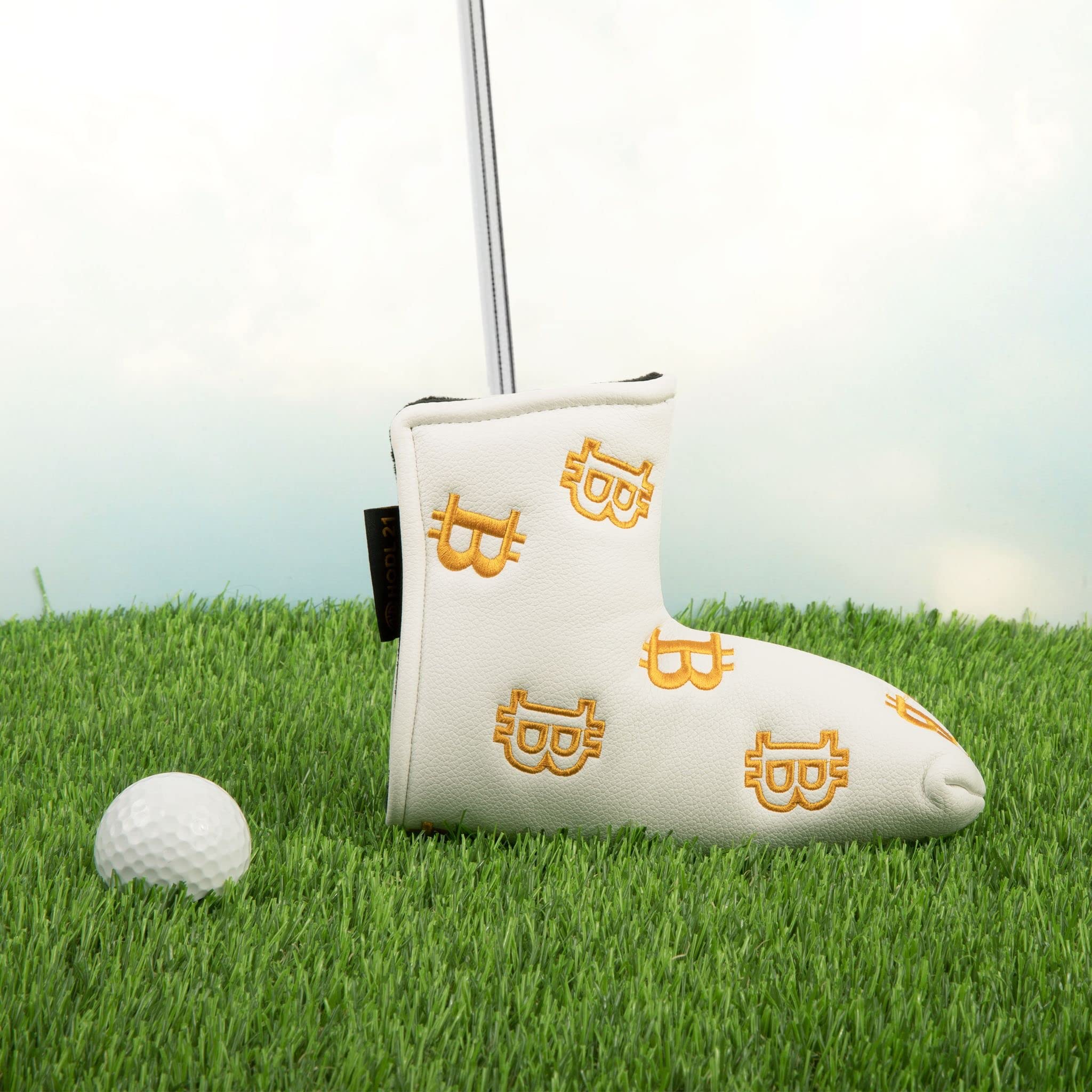 Bitcoin Golf Putter Cover for Blade Putters - Premium Golf Club Headcover for Protection - HODL 21 Golf Accessories (White) - Perfect for Crypto Enthusiasts & Golfers on the Course