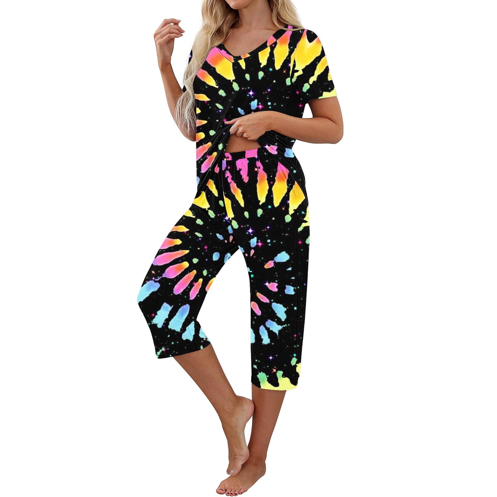 Retro Women's Capri Pajama Set with Pockets - Comfy Sleepwear & Lounge Outfit for Home Relaxation