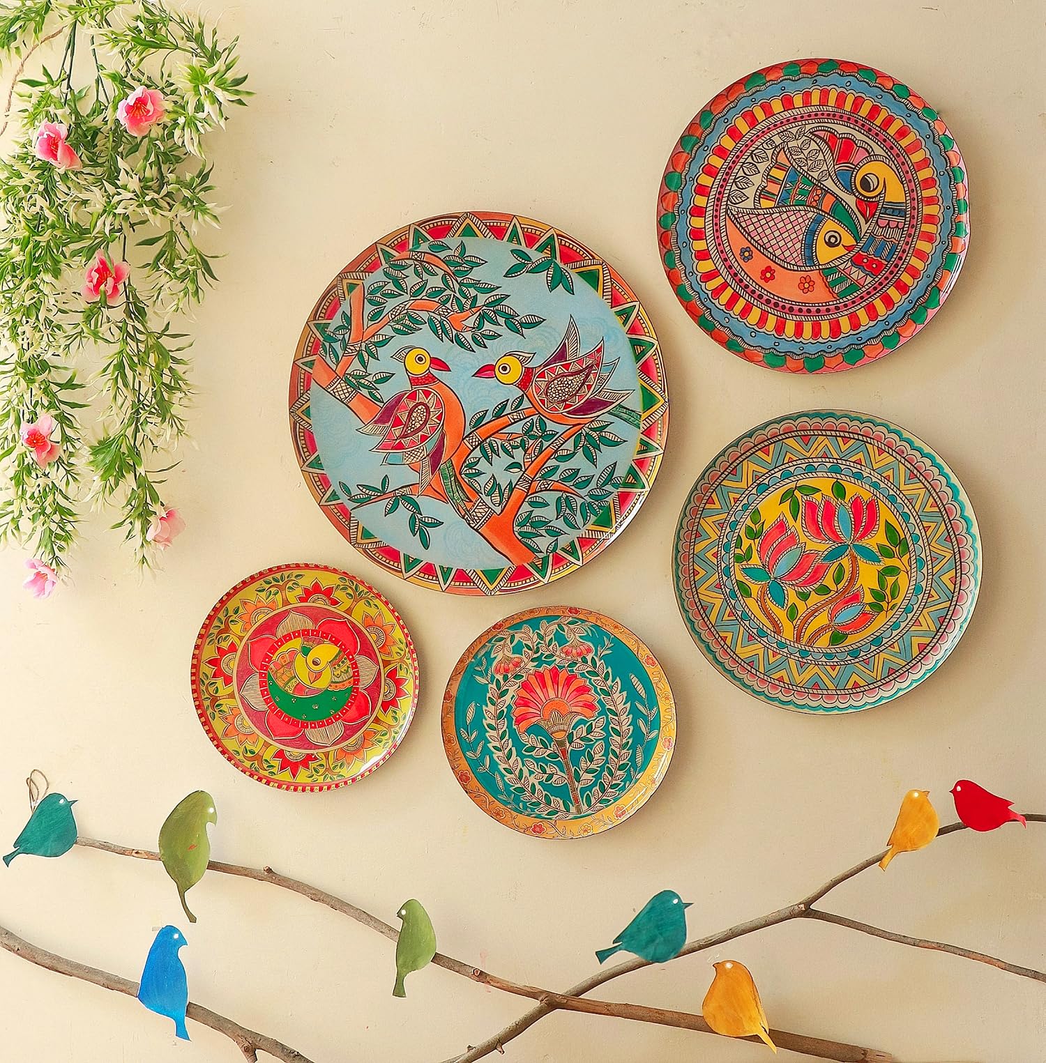 Handcrafted Madhubani Iron Wall Art Plates Set of 5 - Traditional Indian Metal Wall Decor for Living Room & Bedroom - Unique Home Decor Accent for Boho, Ethnic & Spiritual Interiors