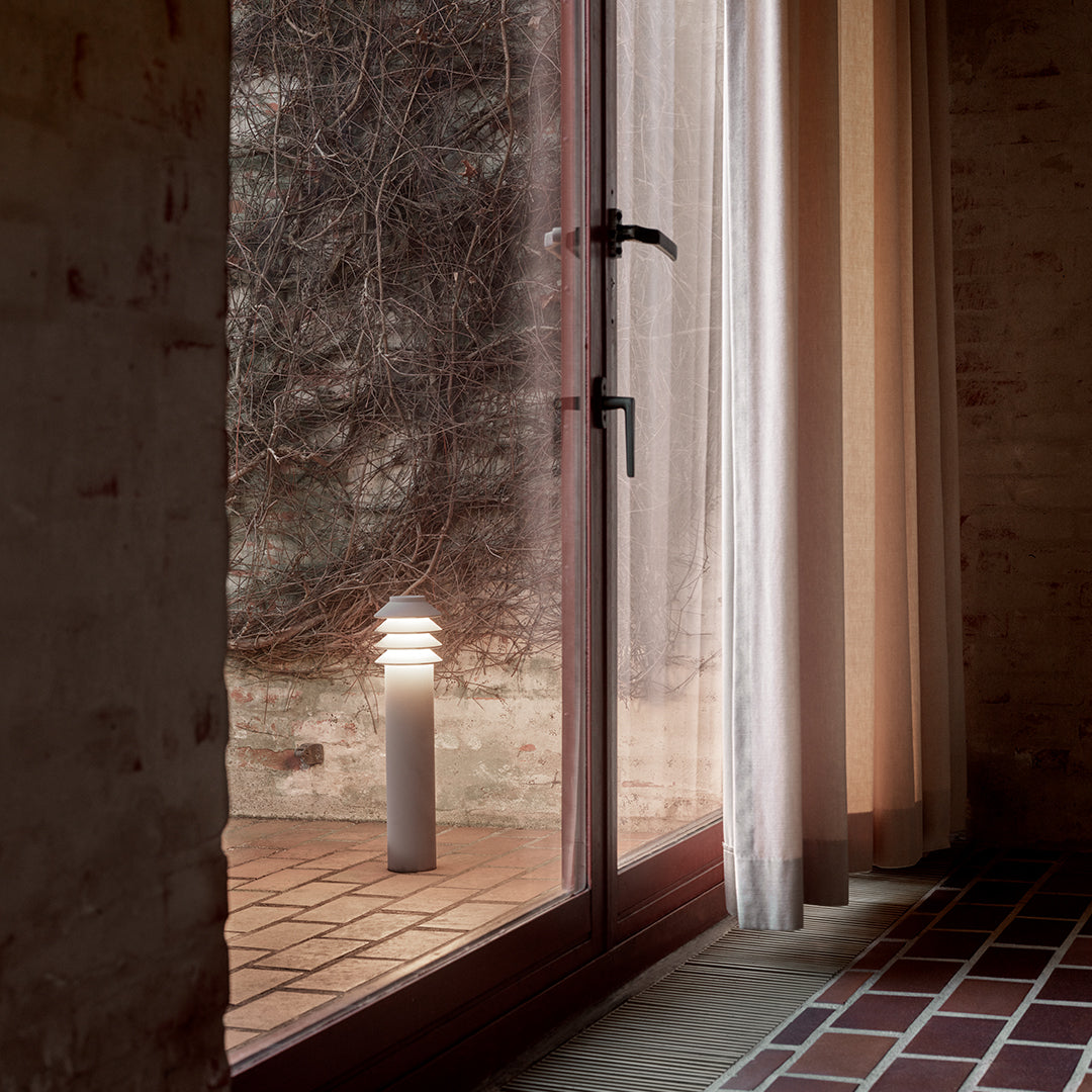 Bysted Outdoor Garden Bollard Light - Solar Powered LED Landscape Lighting for Pathways, Driveways, and Yard Decor | Weatherproof & Energy Efficient