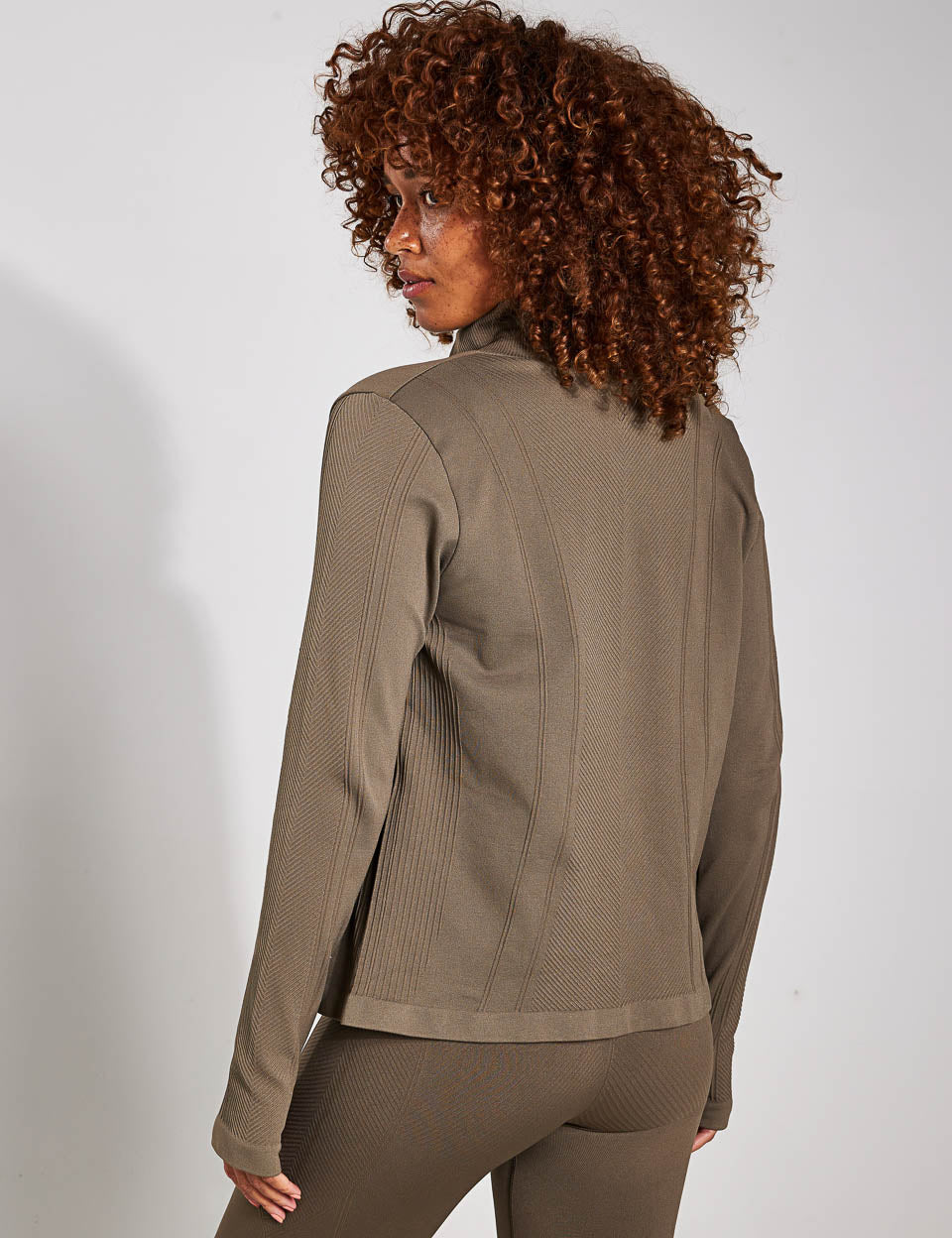 Premium India Jacket for Men & Women - Stylish Walnut Brown Outerwear for Fall & Winter | Perfect for Outdoor Adventures & Casual Wear