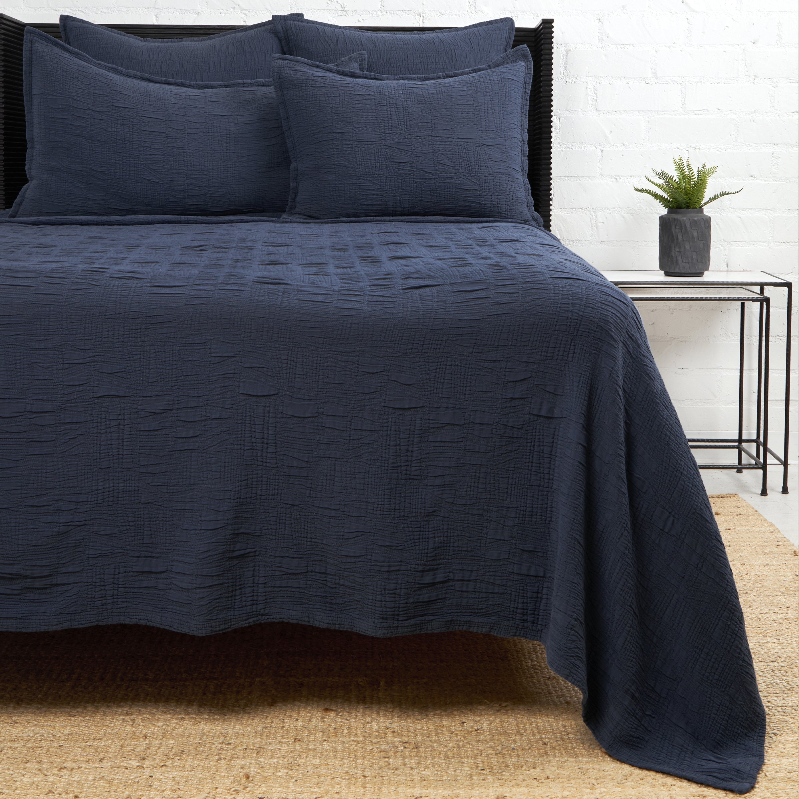 Luxury Harbour Matelasse Quilted Bedspread - Soft & Elegant Coverlet for Bedroom Decor - Perfect for Master Bedroom, Guest Room, or Hotel Use