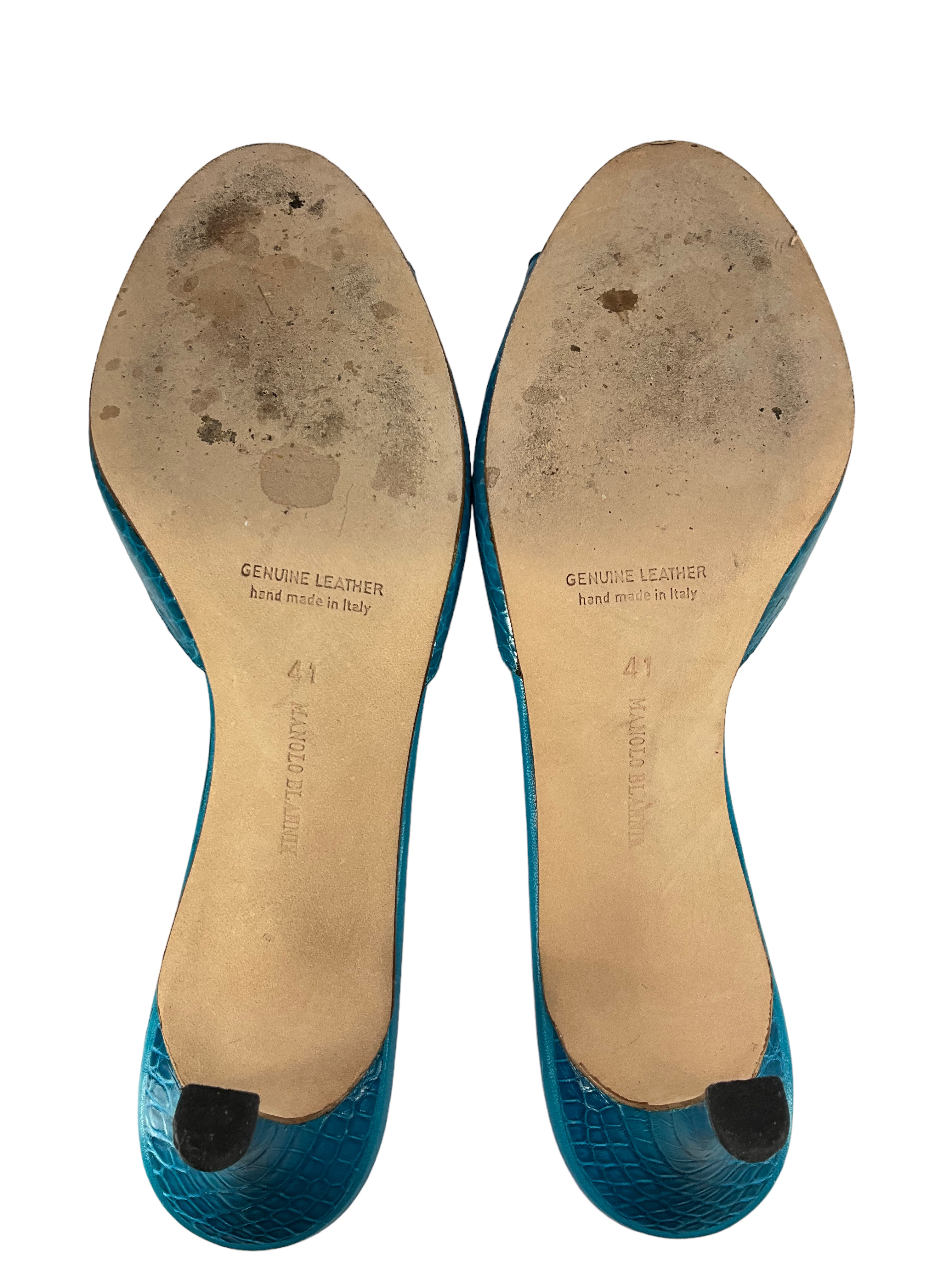Manolo Blahnik Turquoise Alligator Leather Mules Women's Size 11 - Luxury Designer Shoes for Weddings, Parties & Special Occasions