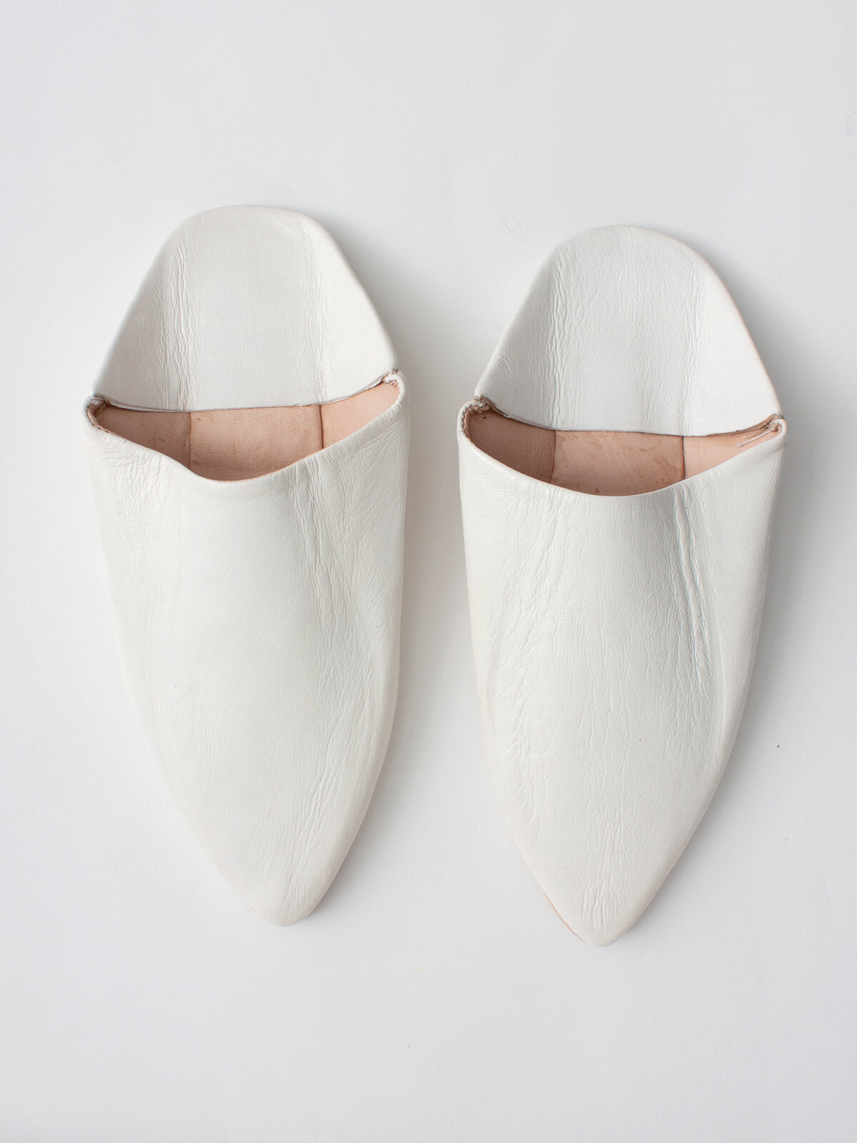 Authentic Moroccan Babouche Slippers - Pointed Toe Leather House Shoes in Antique White | Comfortable Ethnic Footwear for Home, Lounge & Cultural Events