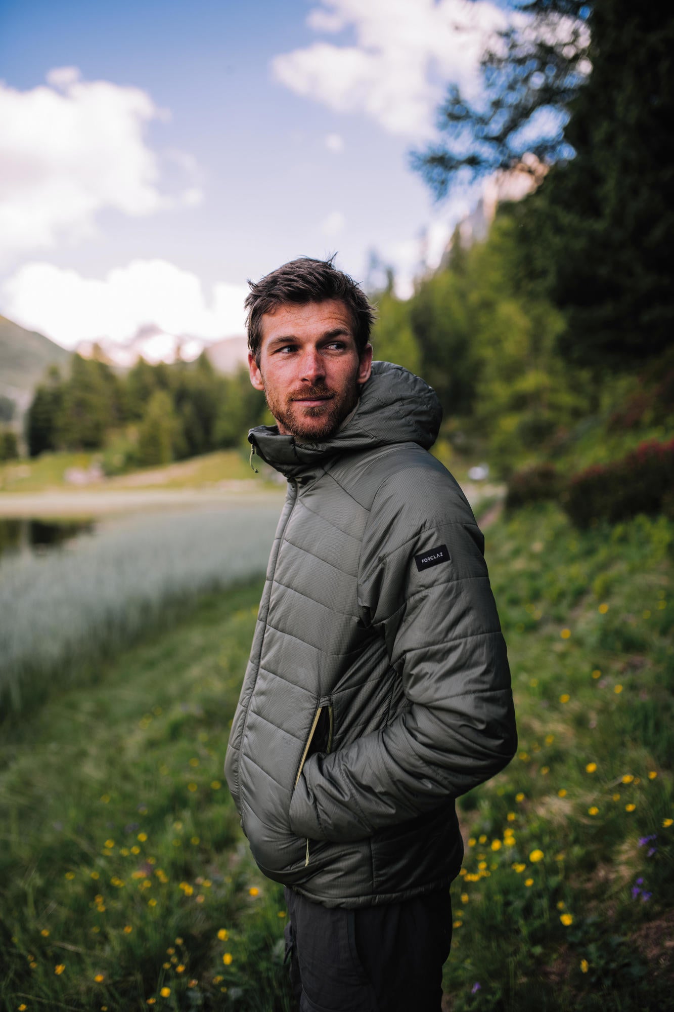 Forclaz Men's MT100 Lightweight Hooded Synthetic Jacket - Waterproof Windbreaker for Hiking, Camping & Outdoor Adventures
