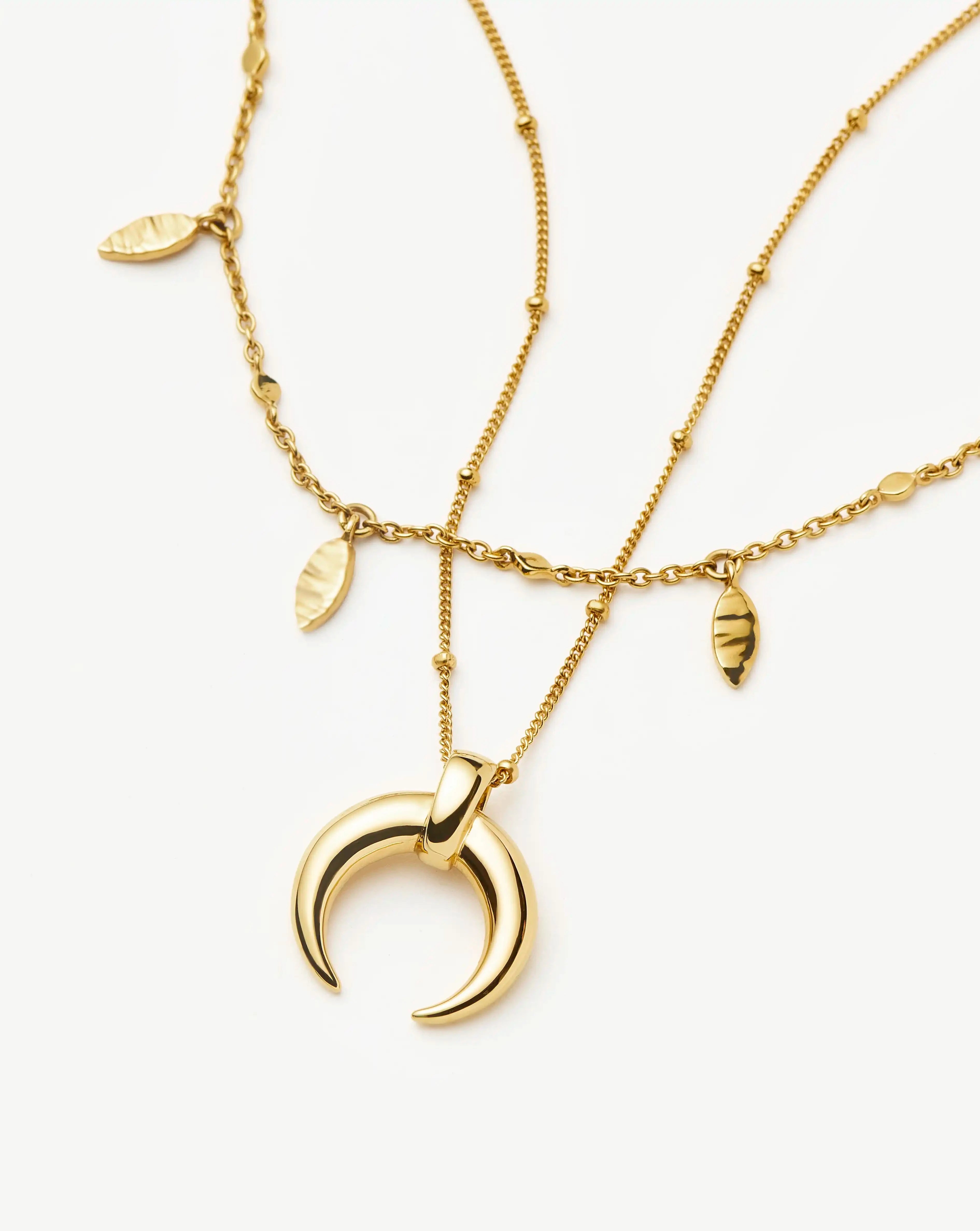 Lucy Williams 18K Gold Plated Horn Necklace & Leaf Charm Choker Set - Elegant Bohemian Jewelry for Women, Perfect for Festivals, Parties & Everyday Wear