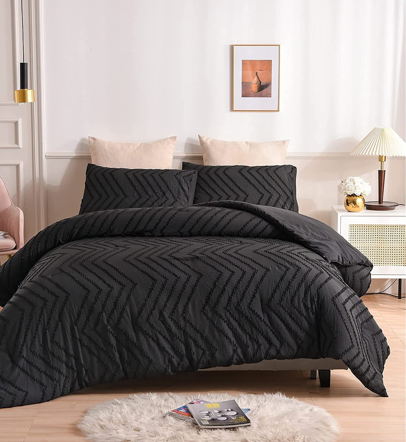 Luxury Black Jacquard Queen Comforter Set - 3 Piece Ultra Soft Polyester Bedding with Tufted Design (228x228cm) for Cozy Bedroom Decor & Hotel Style Comfort