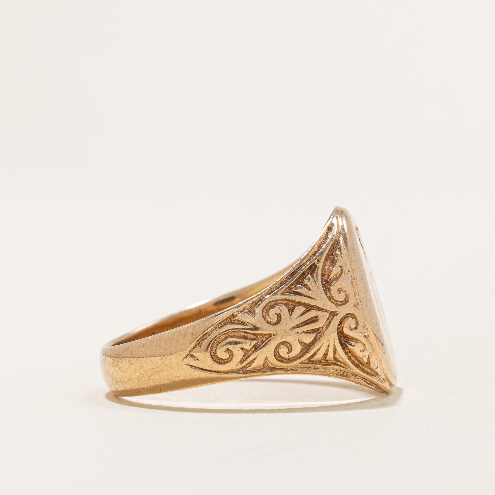 Exquisite Diamond 'EL' Signet Ring | 0.009ct | Size 11 | Elegant Initial Jewelry for Men & Women | Perfect for Engagements, Anniversaries & Special Occasions