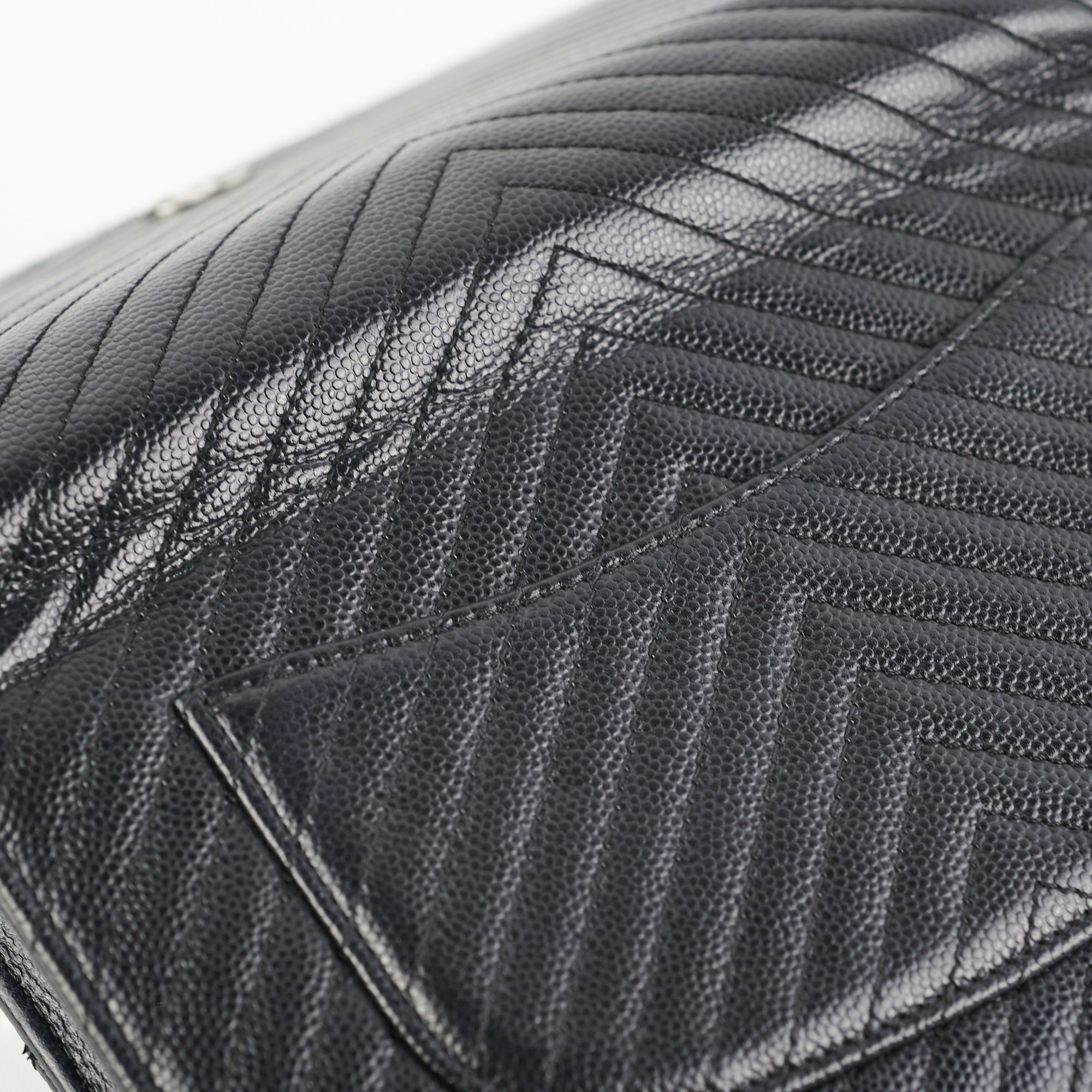 Chanel Caviar Leather Wallet on Chain WOC Chevron Quilted Crossbody Bag Black - Perfect for Evening Out & Daily Essentials
