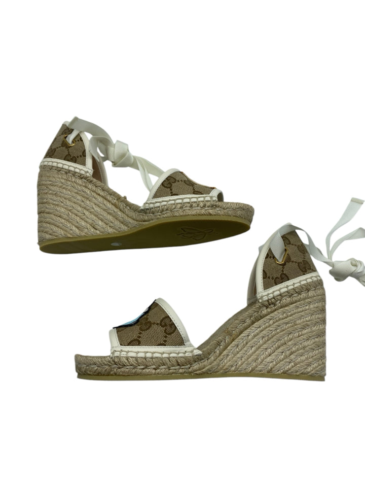 Gucci Women's Tan Espadrille Shoes with Patch - Size 39 (US 9) | Casual Summer Flats for Beach, Vacation & Everyday Wear
