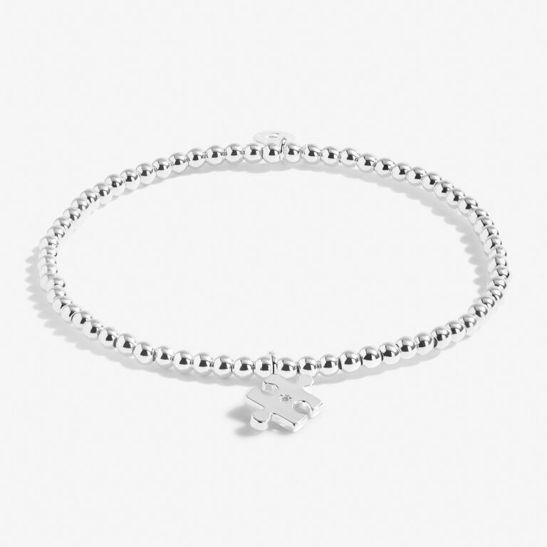 Joma Jewellery Love You To Pieces Bracelet - Elegant Heart Charm Friendship Bracelet for Women, Perfect Gift for Valentine's Day, Anniversary & Everyday Wear