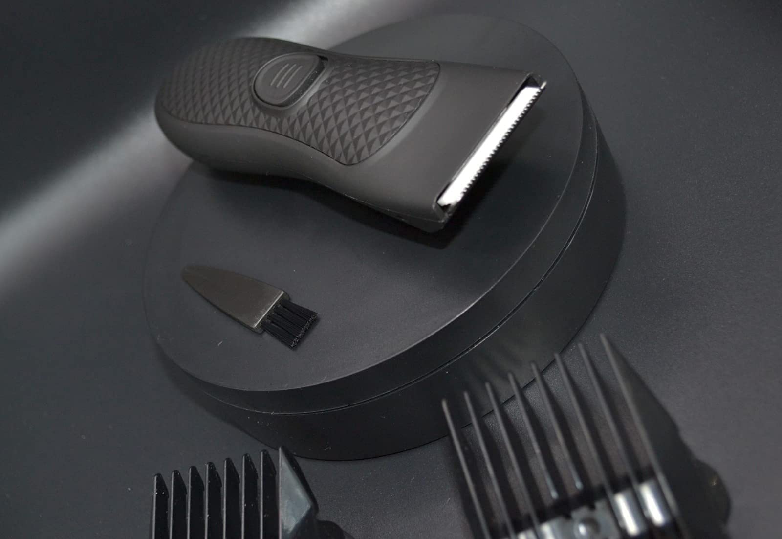 EBC Electric Body Hair Trimmer & Clipper - Safe Skin Contact Rechargeable Shaver for Men & Women, Dual Head Design for Smooth Grooming - Perfect for Travel, Gym & Home Use