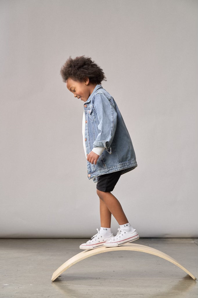 Stylish Women's Denim Jacket - Classic Blue Denim Coat with Button Front & Pockets | Perfect for Casual Outfits, Layering & Outdoor Activities