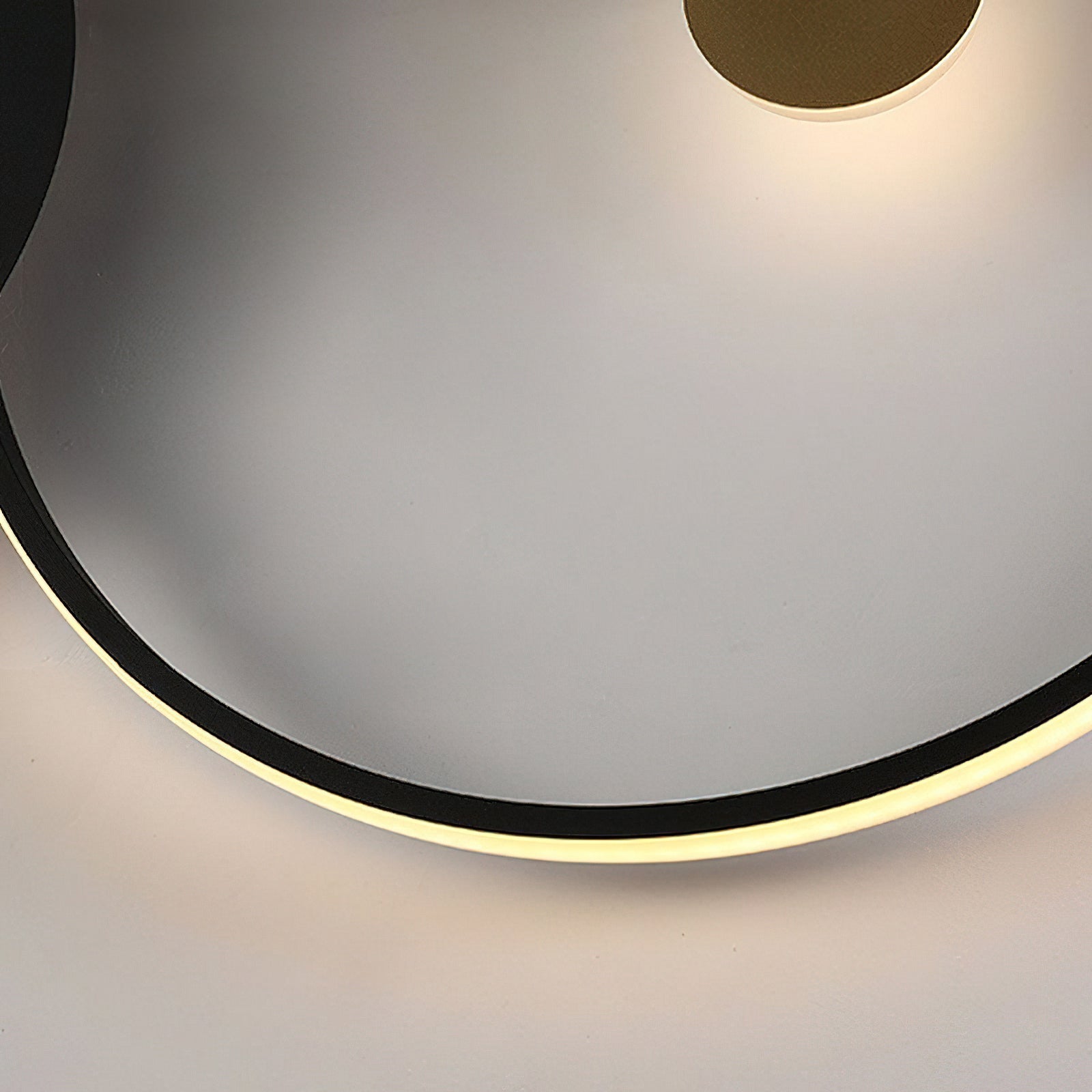 Modern Double Circle Wall Light - Sleek LED Sconce for Bedroom, Living Room & Hallway Decor - Energy Efficient Indoor Lighting Fixture