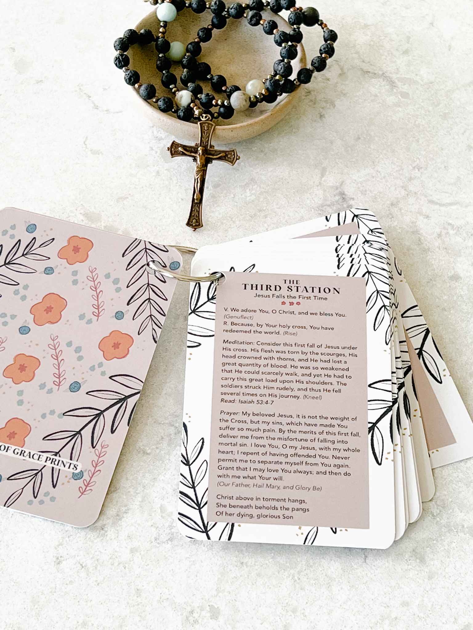 Stations of the Cross Prayer Cards - 14 Beautiful Devotional Cards for Catholic Lenten Season | Perfect for Home Prayer, Church Groups & Bible Study