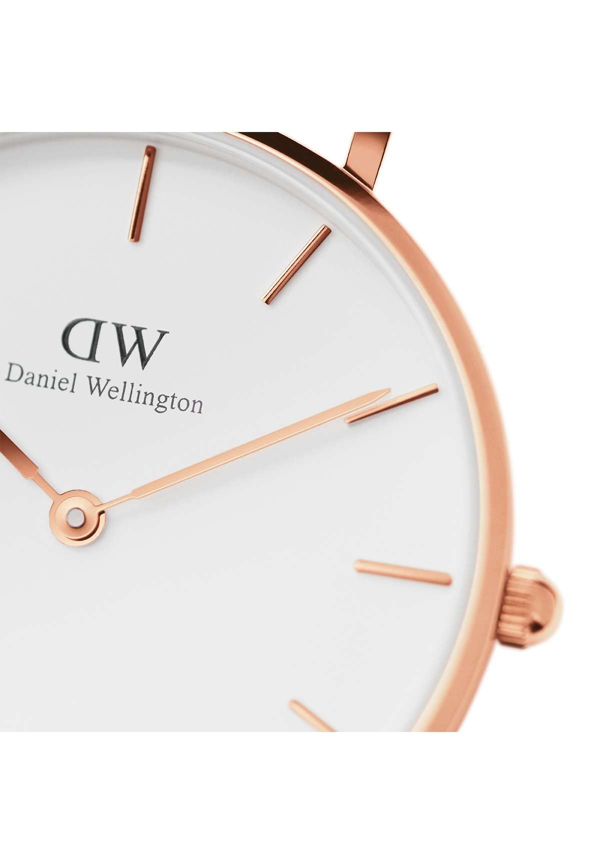 Daniel Wellington Petite St Mawes Watch - Italian Brown Leather Band for Women | Elegant Minimalist Design, Perfect for Office, Date Night & Everyday Wear