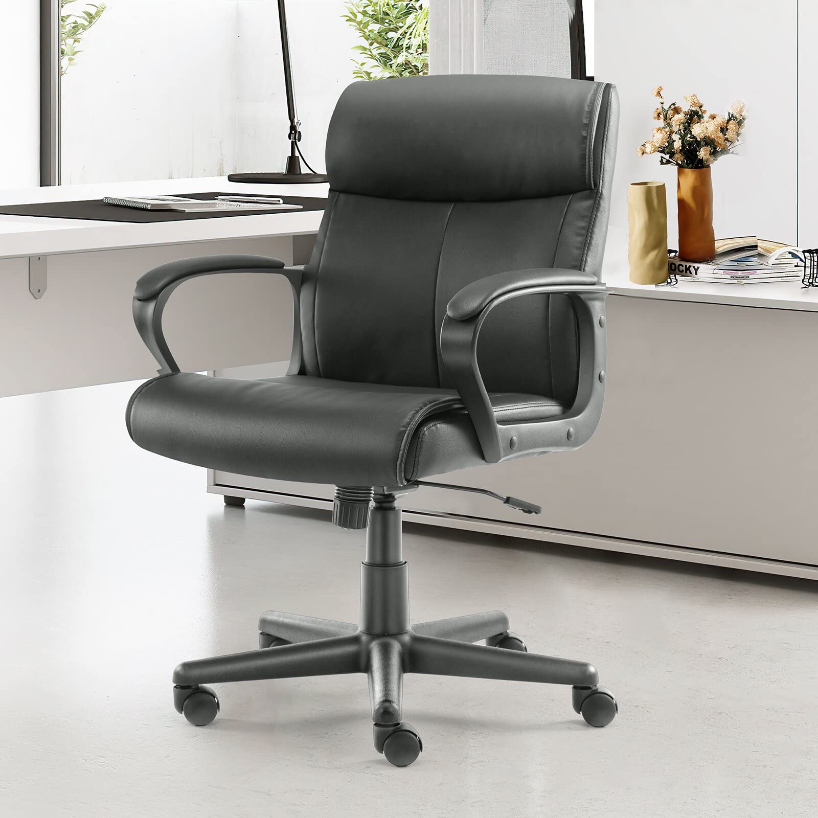 Ergonomic Office Chair with Adjustable Height & 360° Swivel - PU Leather Executive Computer Task Chair with Padded Armrests - Perfect for Home Office, Gaming & Workspace Comfort