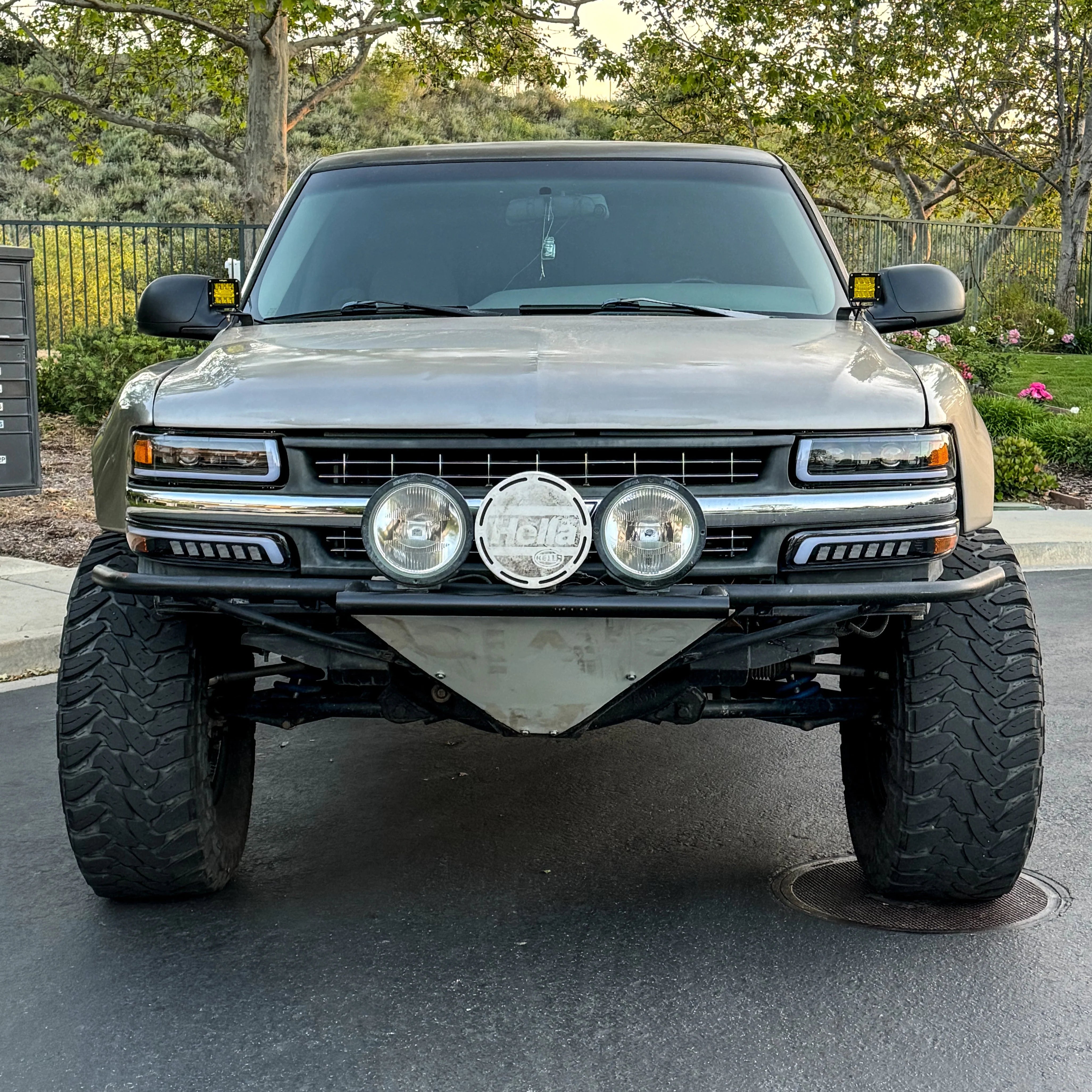 1999-2002 Chevrolet Silverado Fiberglass Fenders - Durable Replacement Body Panels for Off-Road & Custom Truck Builds - Perfect for Racing, Restoration & Heavy-Duty Use