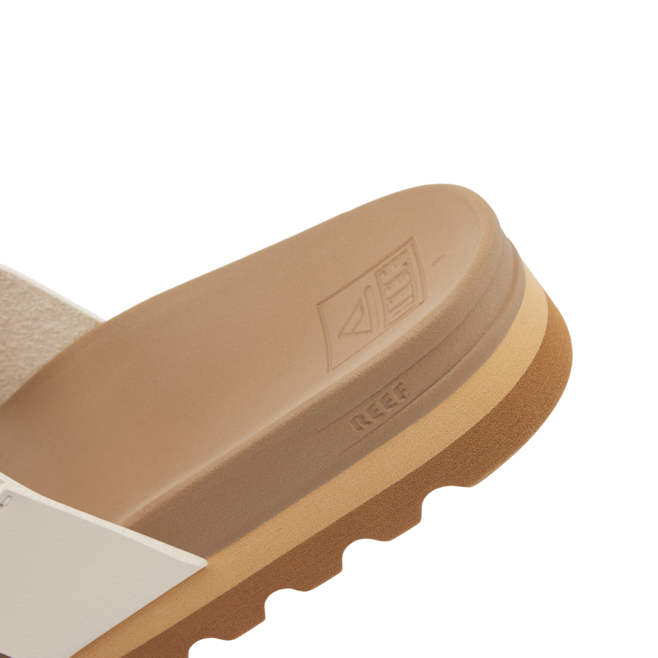 **Girls' Reef Vista Hi Sandals - Comfortable Beach Sandals for Kids, Water-Friendly & Durable for Summer, Pool, and Outdoor Play**