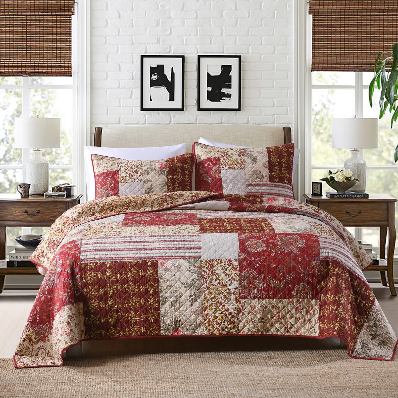 Travan Christmas Quilt Set - King Size 106x92 Inches - 100% Cotton Reversible Quilted Bedding with Shams - Red Floral Stitched Design for Holiday Decor & Cozy Winter Nights