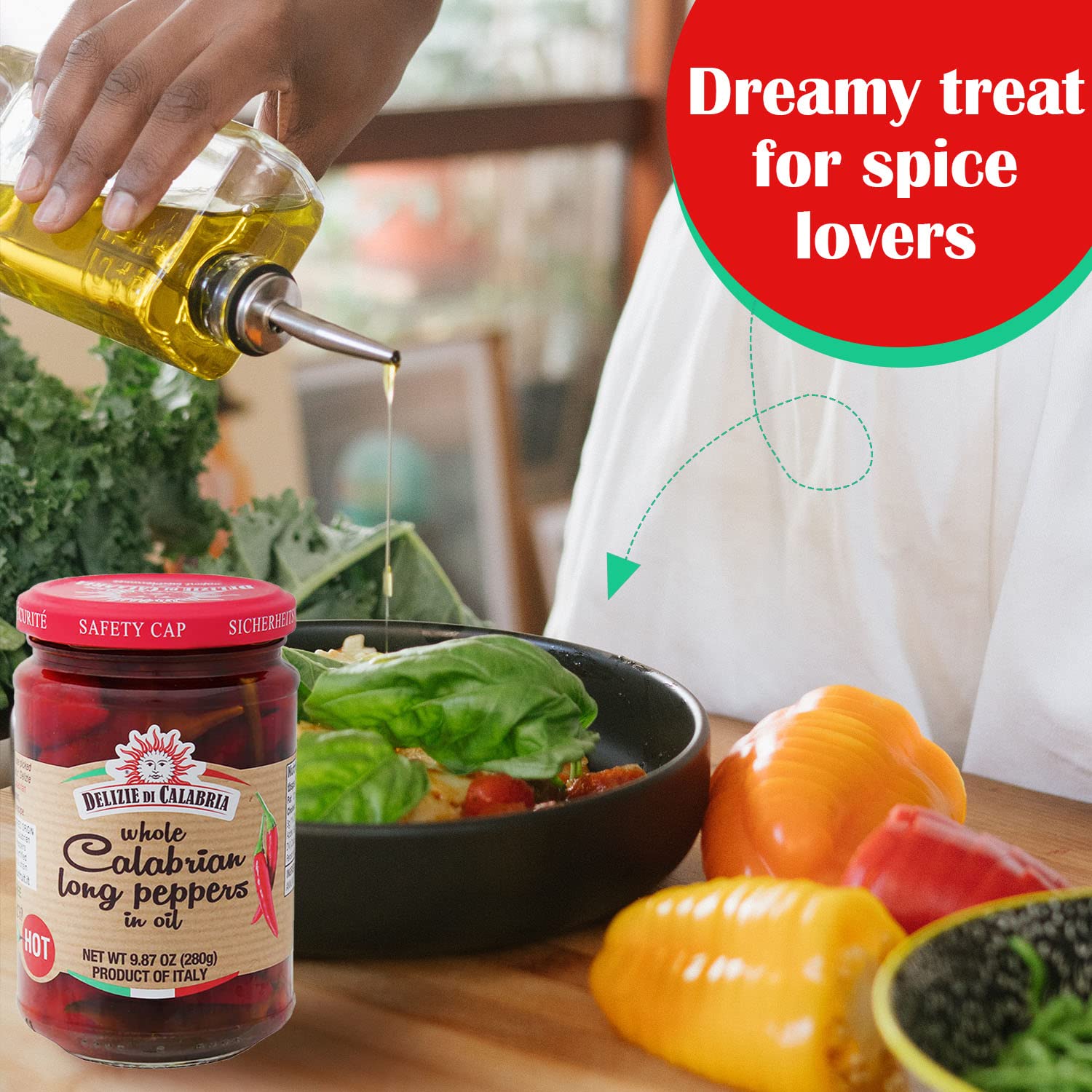 Delizie Di Calabria Whole Calabrian Long Peppers in Oil - Authentic Italian Hot Chili Peppers in White Wine Vinegar & Sunflower Oil - Gourmet Seasoning for Pizza, Pasta, Salads & Sandwiches - Perfect for Italian Recipes, Meal Prep & Charcuterie Boards (9.87 oz)