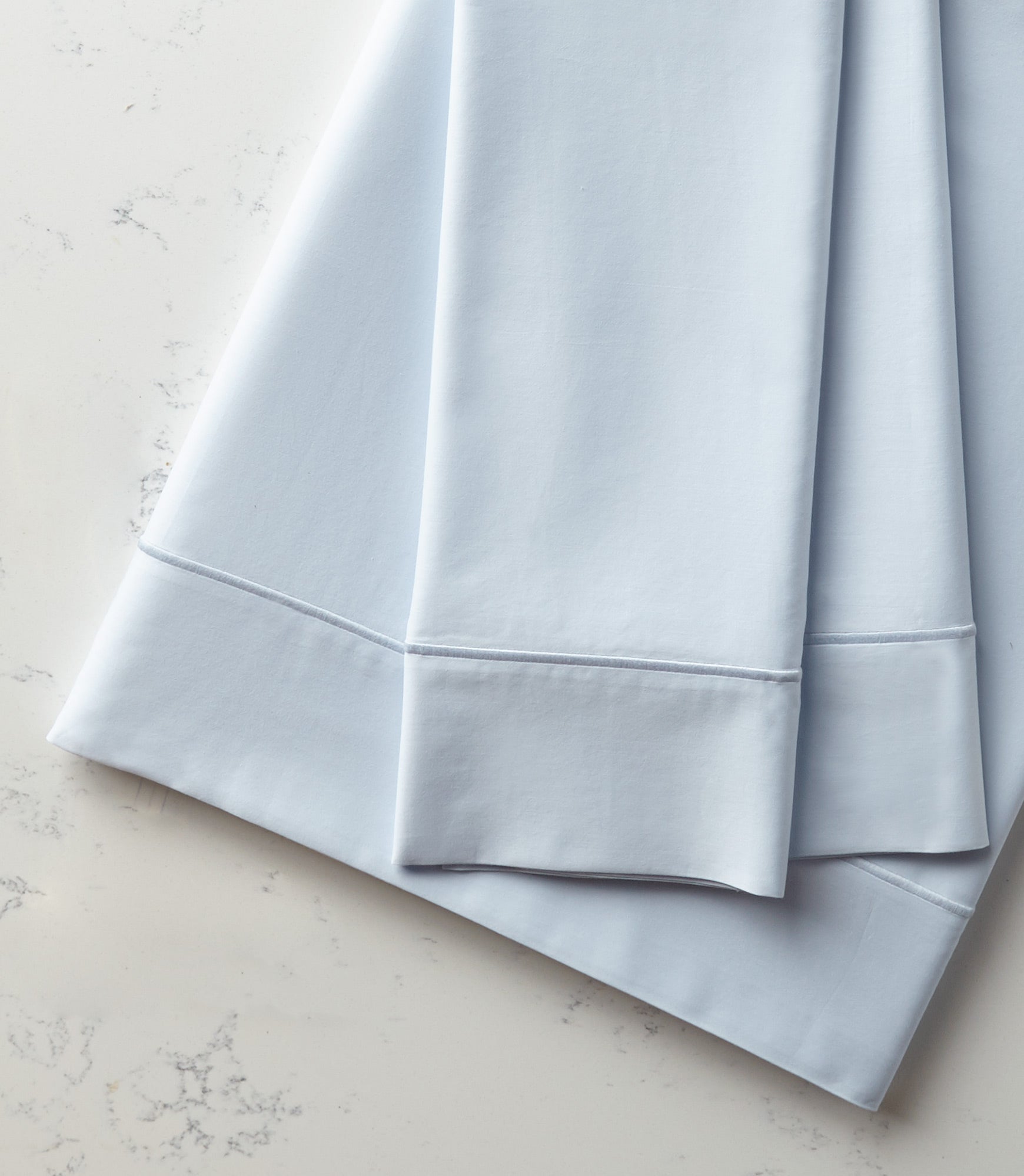 Premium 100% Cotton Soprano Sateen Flat Sheet - Soft & Breathable Bed Sheet for Ultimate Comfort - Perfect for Master Bedroom, Guest Room & Luxury Hotels