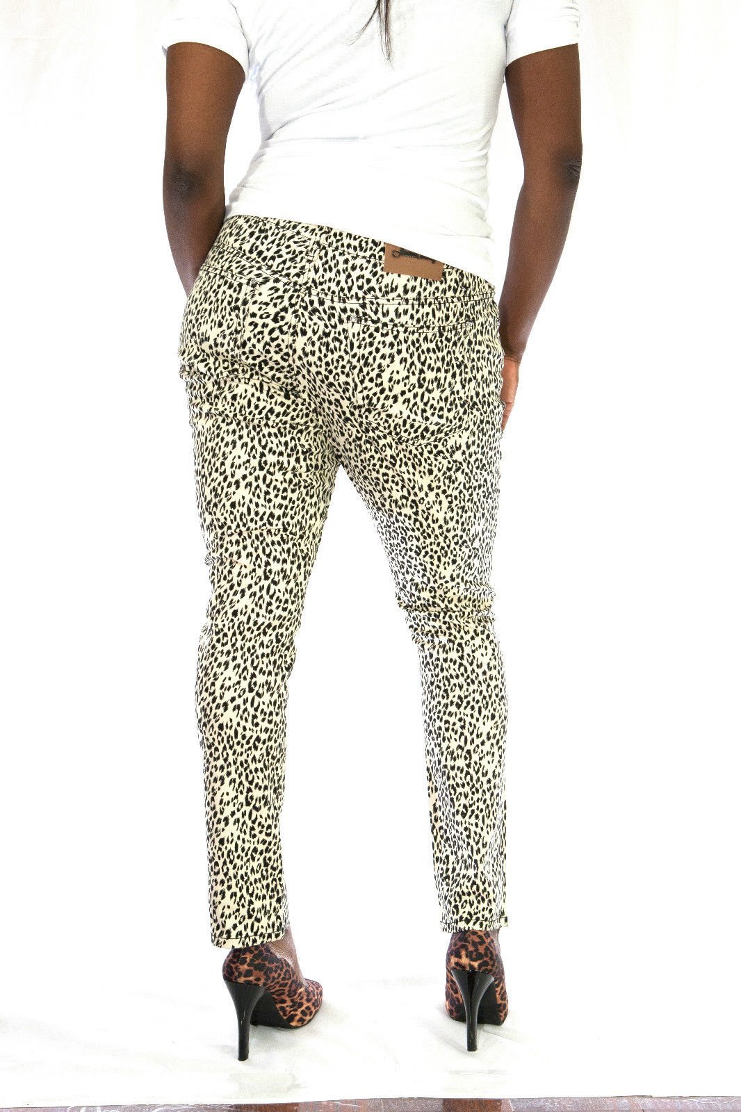 Women's Plus Size Leopard Print Stretch Skinny Jeans - High Waisted Comfort Denim Pants for Casual Wear & Night Out