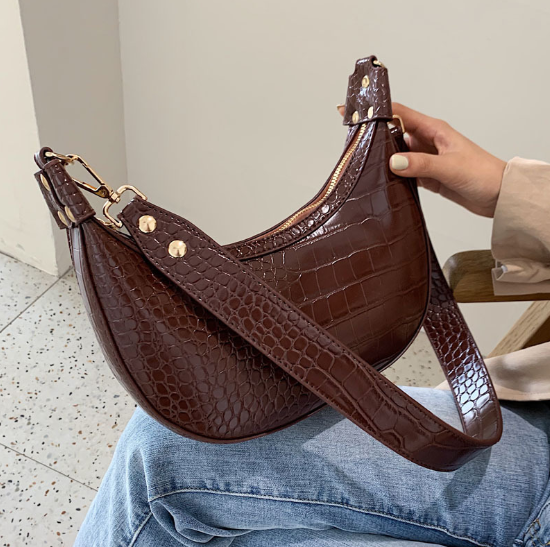 Vintage Leather Crossbody Bags for Women - Stylish Retro Shoulder Purse for Everyday Use, Travel & Date Nights