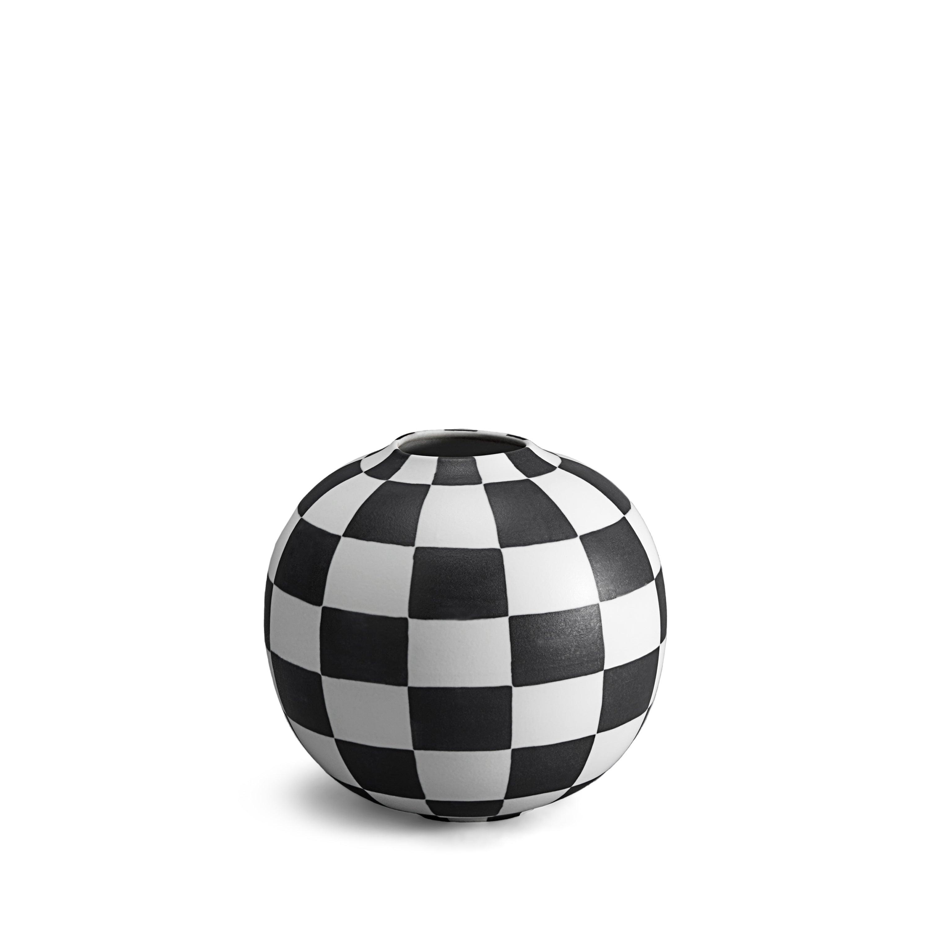 Damier Ceramic Vase - Small Decorative Flower Vase for Home Decor, Wedding Centerpieces & Tabletop Display (White & Brown Geometric Pattern)