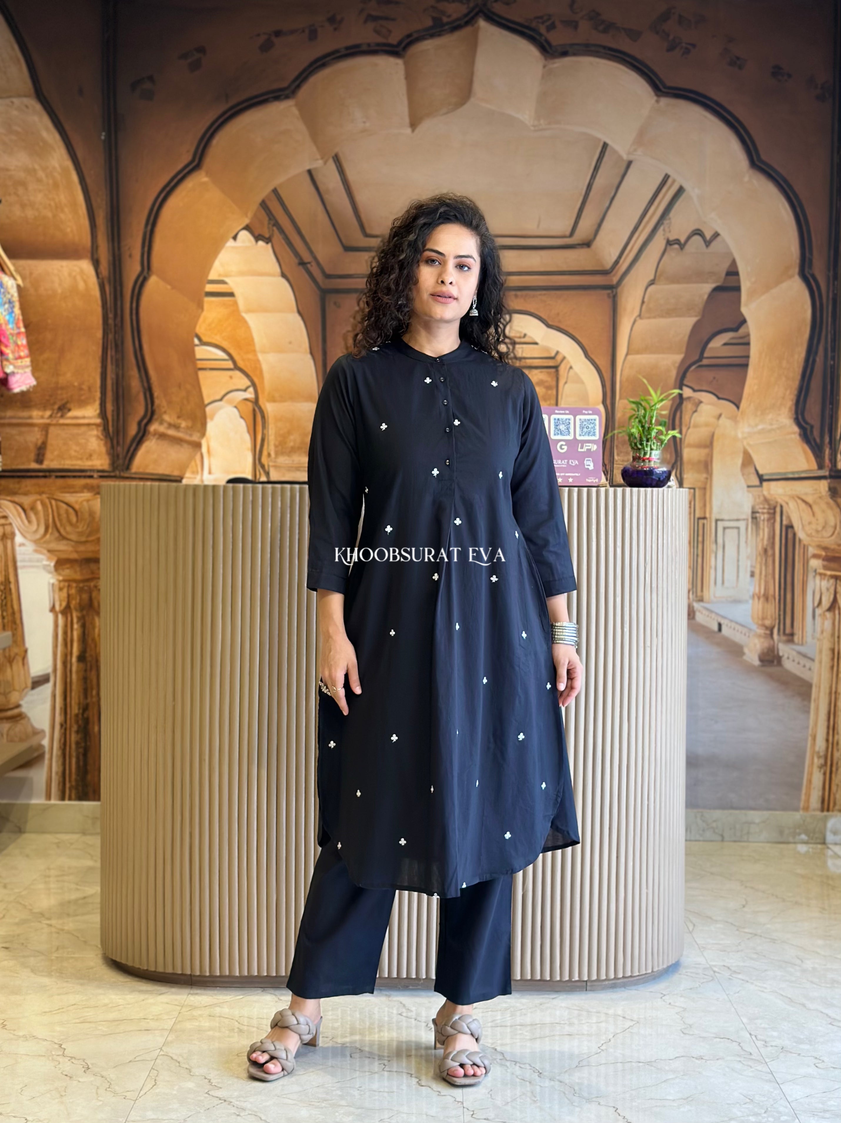 Elegant Black Kurta Set for Women | Traditional Indian Ethnic Wear | Perfect for Festivals, Weddings & Casual Outings
