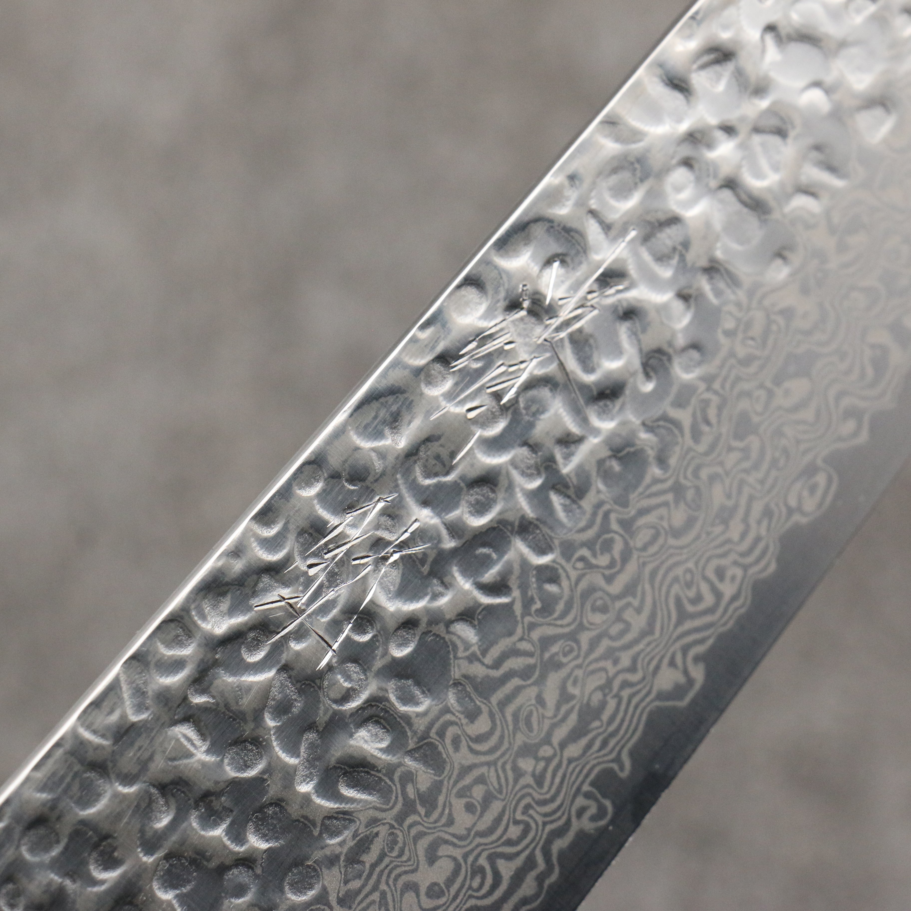 Premium Seisuke Silver Steel No.3 Hammered Damascus Santoku Knife 180mm - Walnut & Double Black Pakkawood Handle - Perfect for Slicing, Dicing & Chopping Vegetables, Meat & Fish