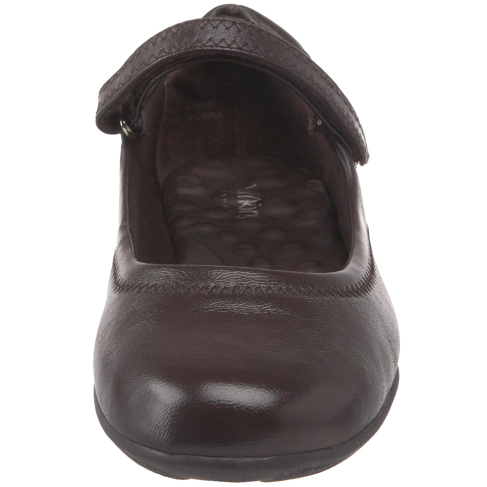 Walking Cradles Women's Jane Comfortable Slip-On Loafers - Stylish & Supportive Shoes for Work, Travel & Everyday Wear