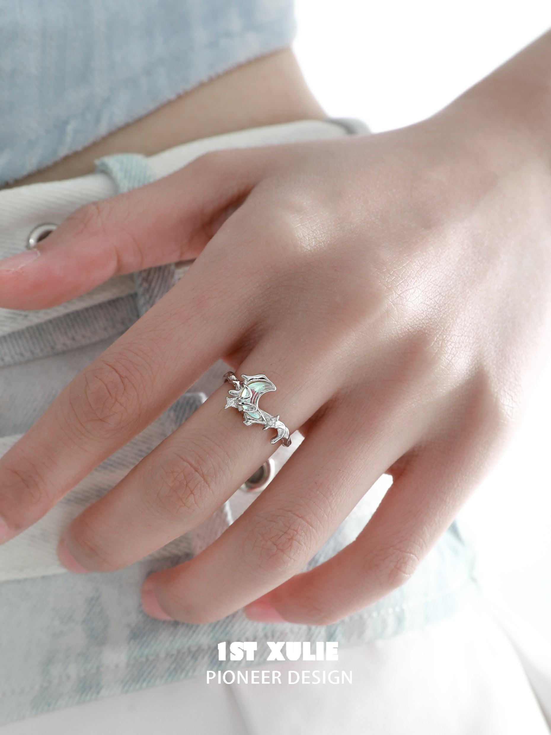 Melting Crescent S925 Sterling Silver Moon Rings for Women - Dainty & Elegant Jewelry for Everyday Wear, Gift Giving & Special Occasions