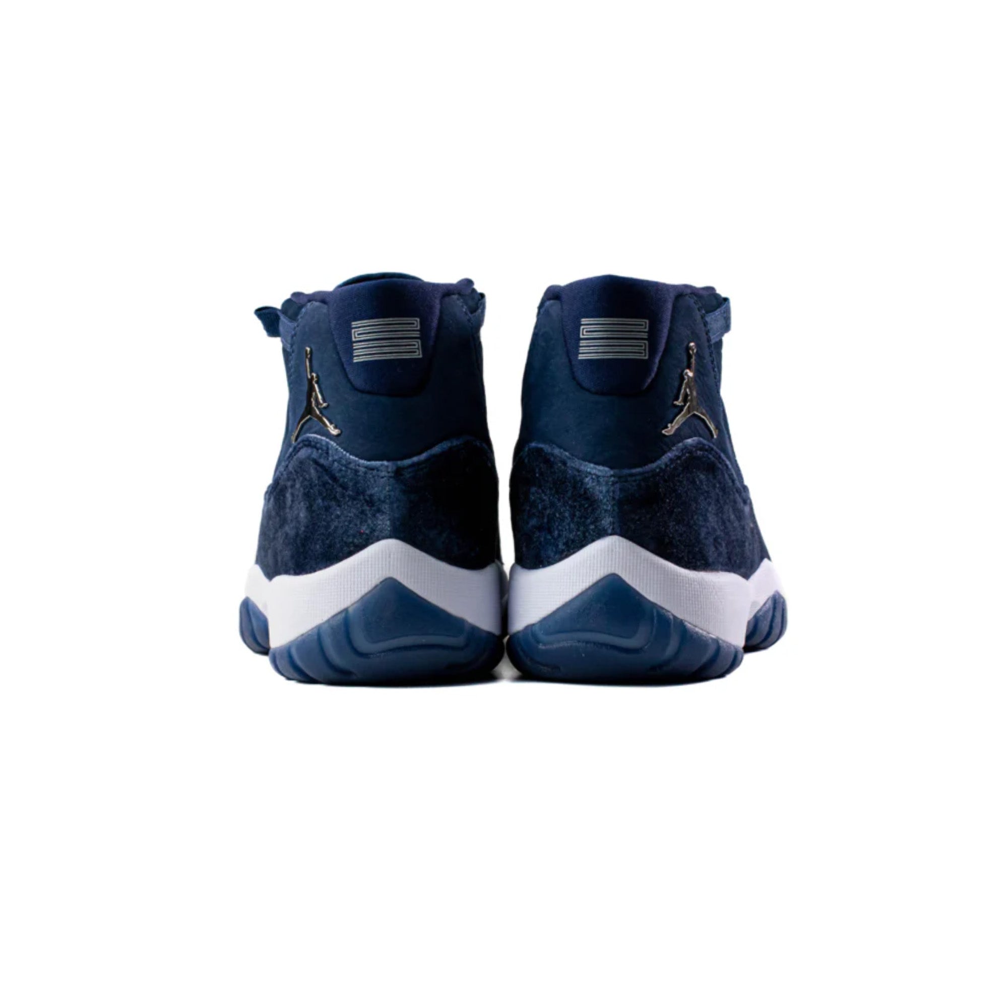 Air Jordan 11 Retro 'Midnight Navy' Women's Basketball Shoes (2022) - Stylish Sneakers for Casual Wear, Gym & Street Fashion