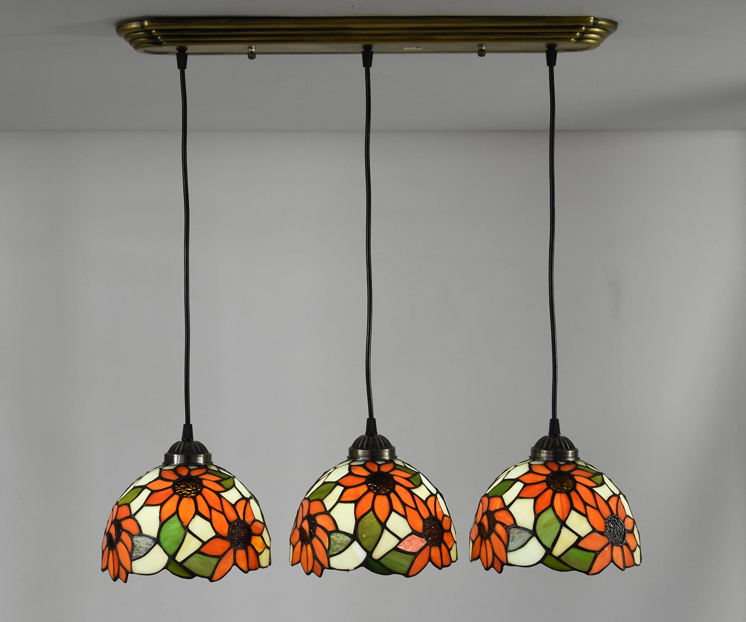 Vintage Tiffany Style 3-Light Pendant Lamp - 8