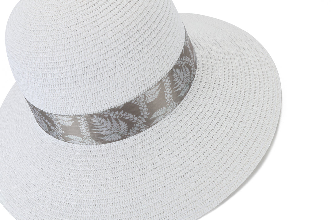Elegant White Orchid & Fern Lei Hat in Brown - Perfect for Hawaiian Luau, Beach Weddings & Tropical Vacations