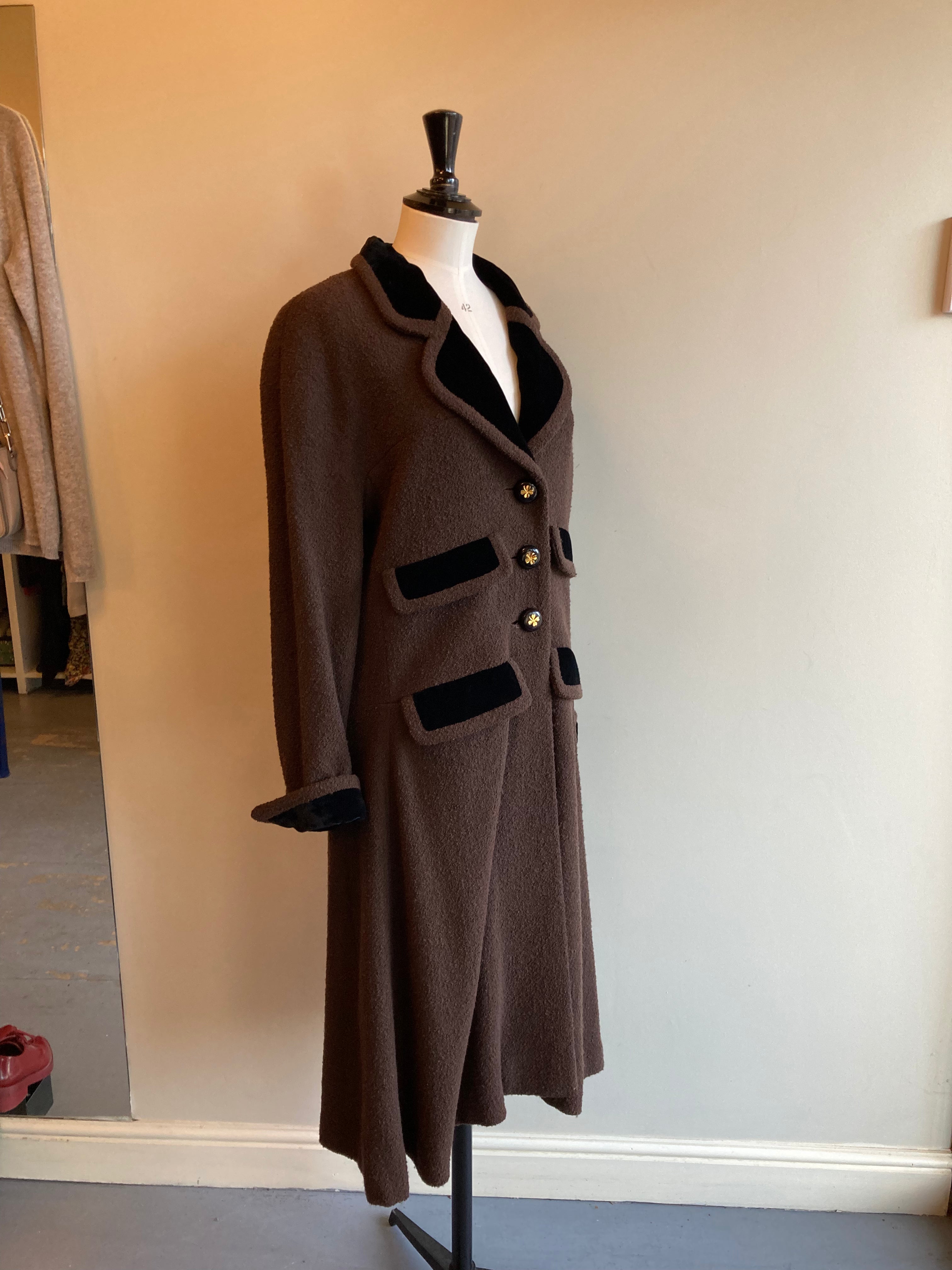 Vintage Boucle Coat for Women - Elegant Wool Blend Winter Jacket with Notched Lapel | Perfect for Office, Parties & Cold Weather Outfits