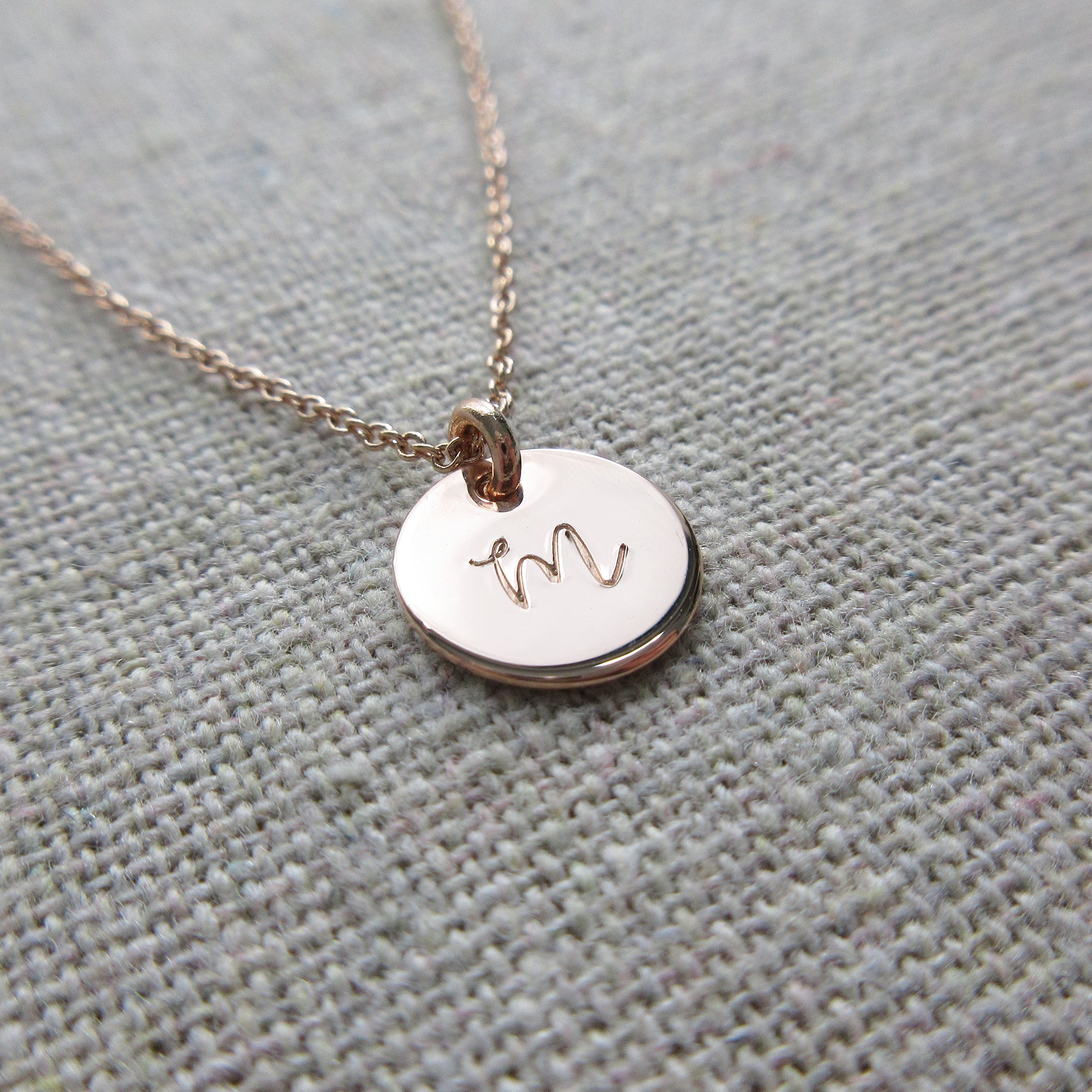 Disc Initial Necklace - Personalized Custom Letter Pendant Jewelry for Women - Perfect for Gifts, Anniversaries, and Everyday Wear